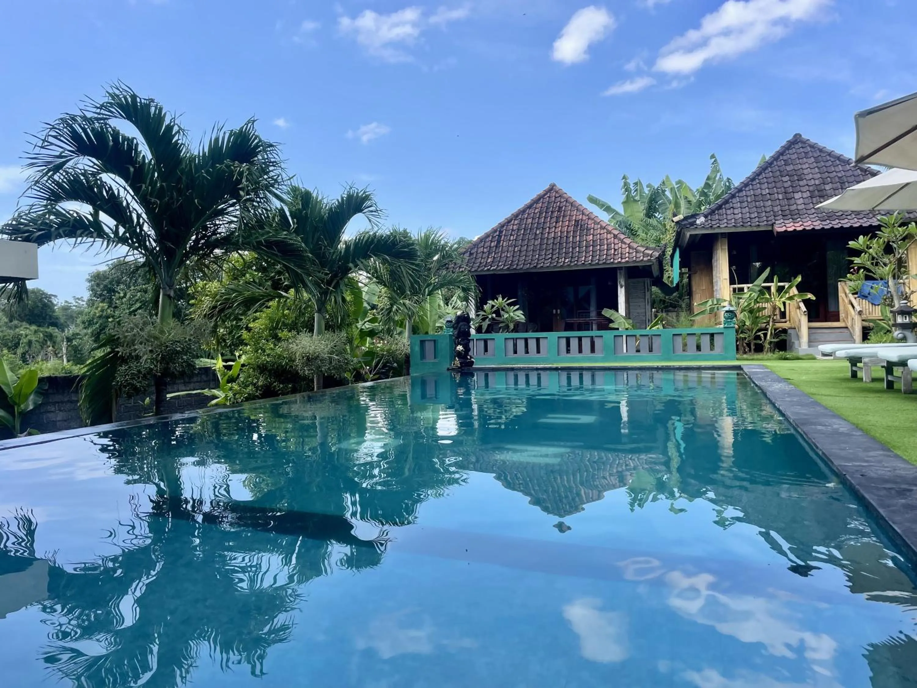 Day in Bali Nusa Cottage