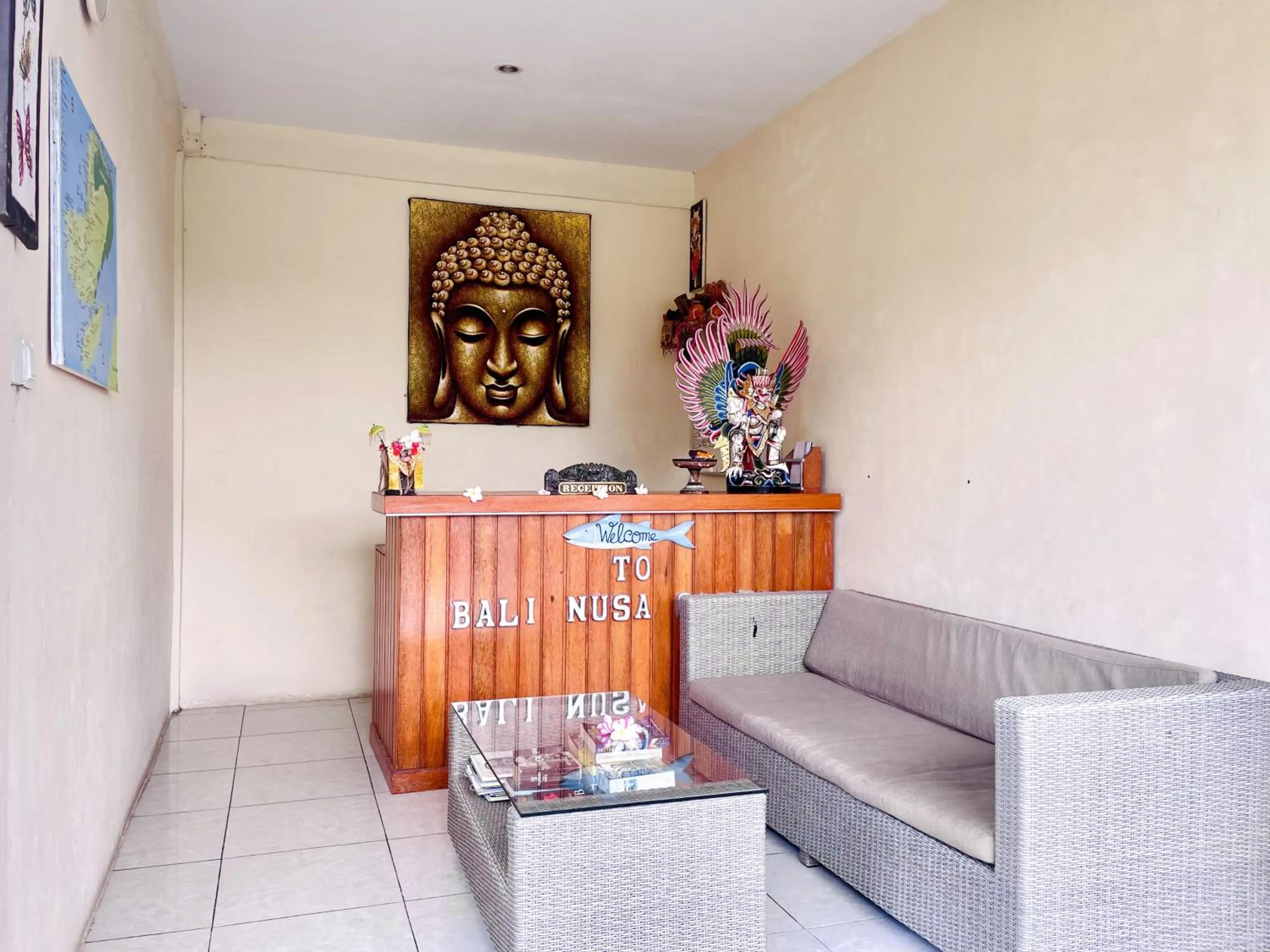 Lobby or reception in Bali Nusa Cottage