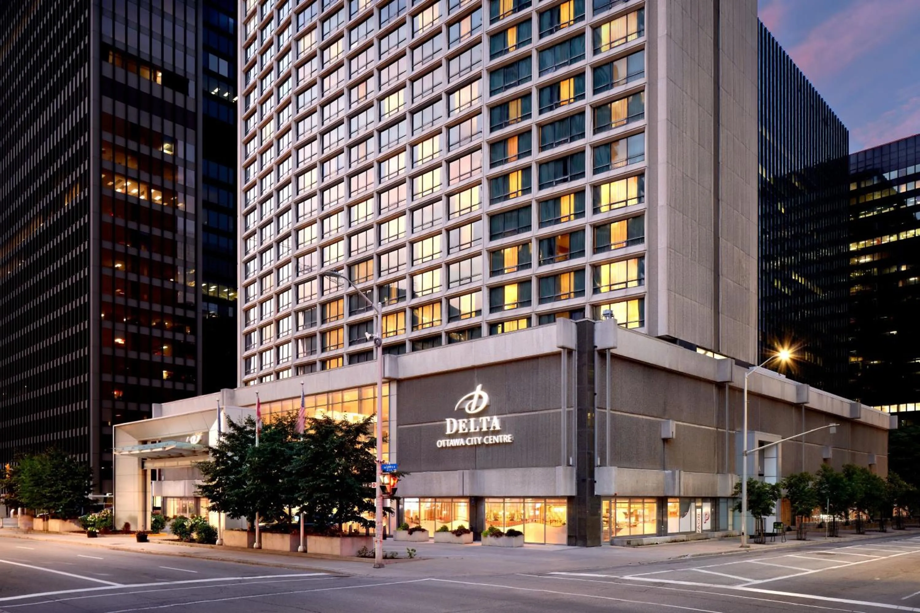 Property building in Delta Hotels by Marriott Ottawa City Centre