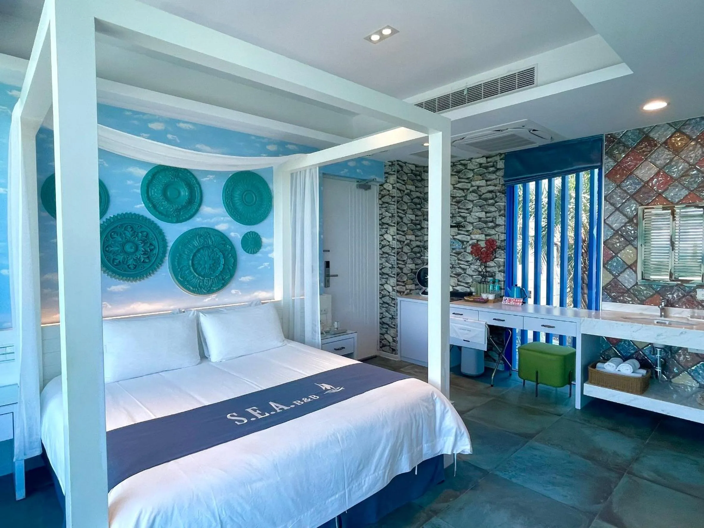 Bed in Hualien S.E.A. B&B