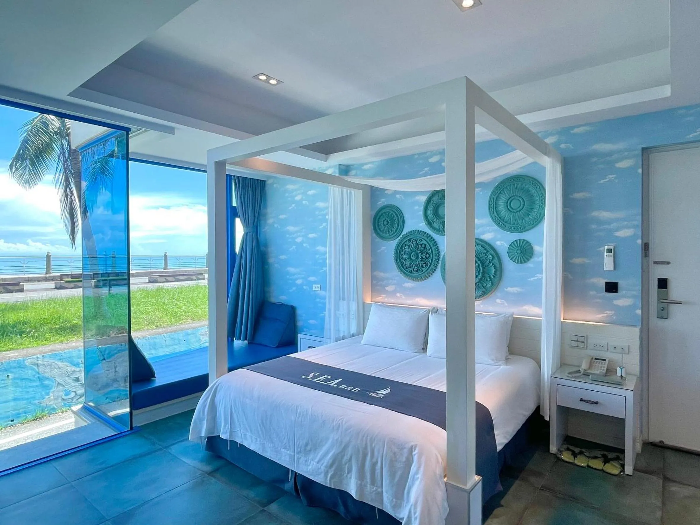 Bed in Hualien S.E.A. B&B