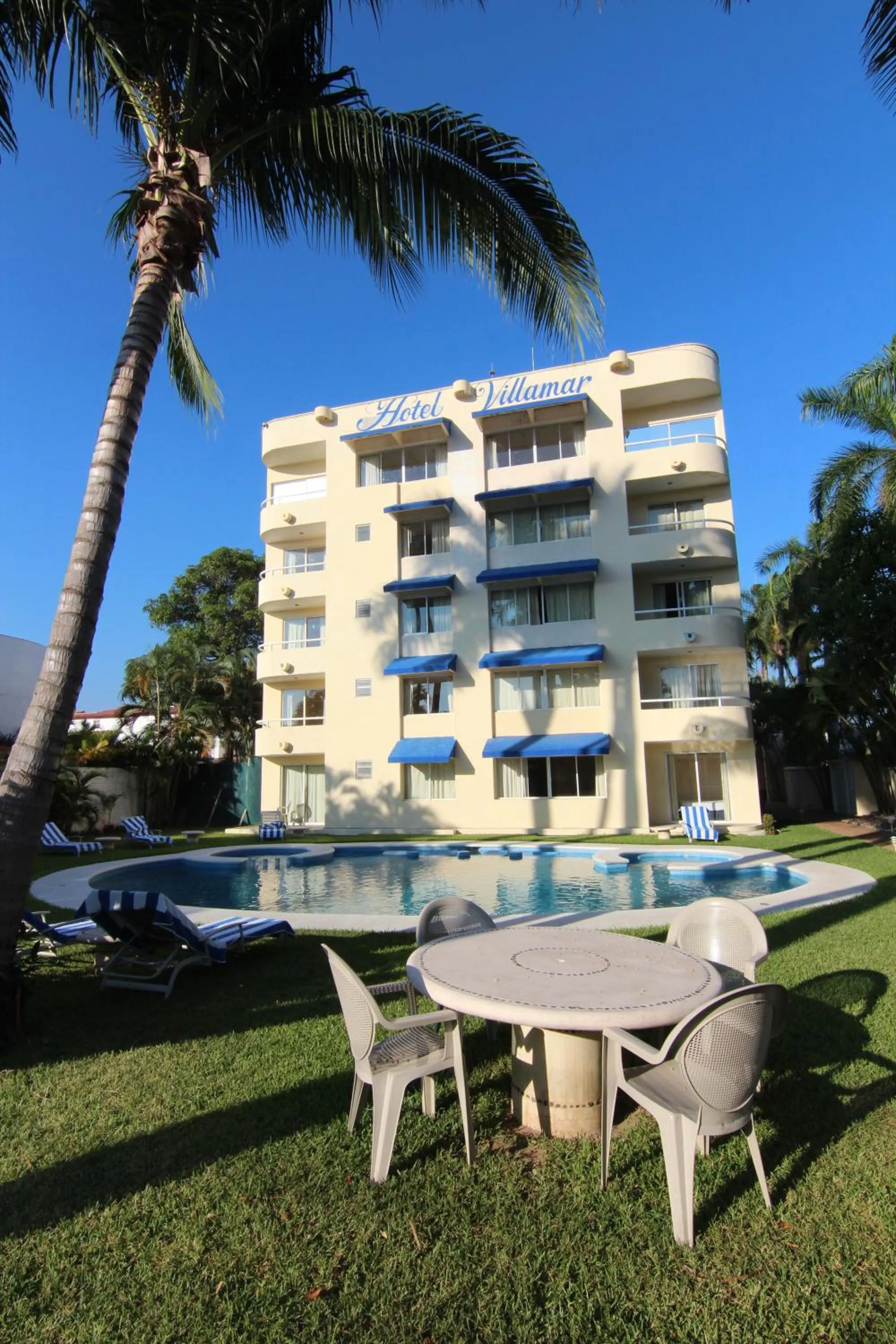 Property building in Hotel Villamar Princesa Suites