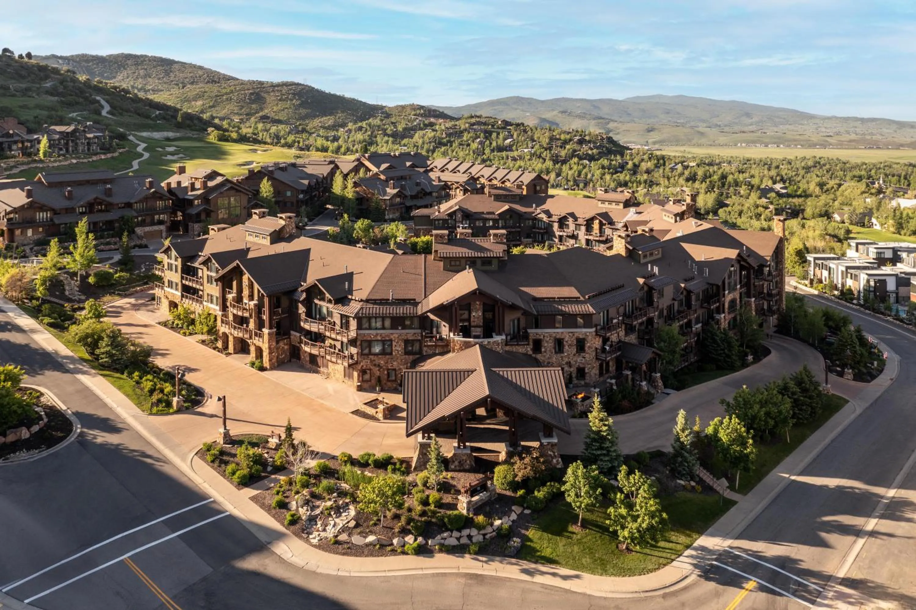 Property building in Waldorf Astoria Park City