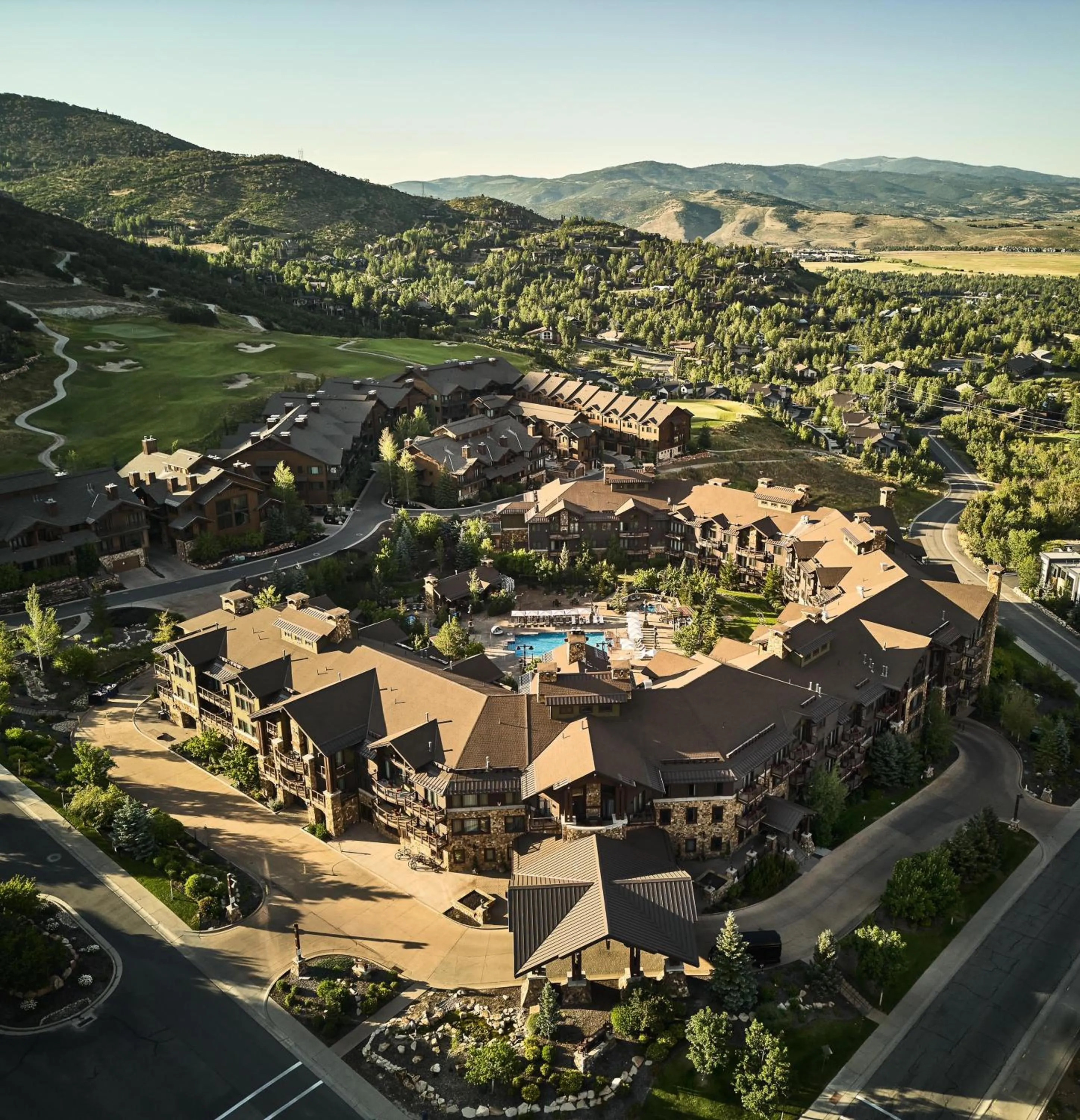 Property building in Waldorf Astoria Park City