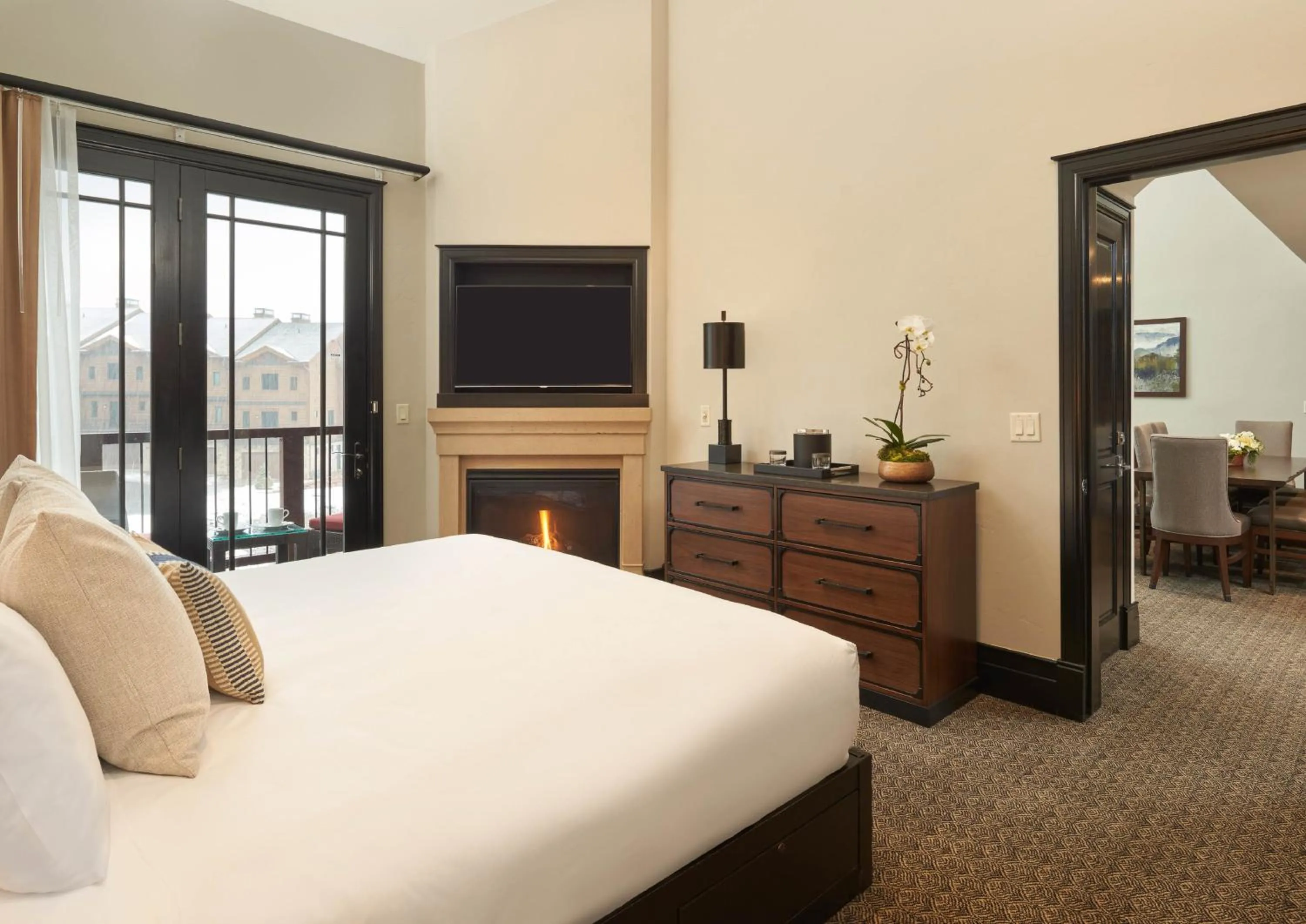 Bed in Waldorf Astoria Park City