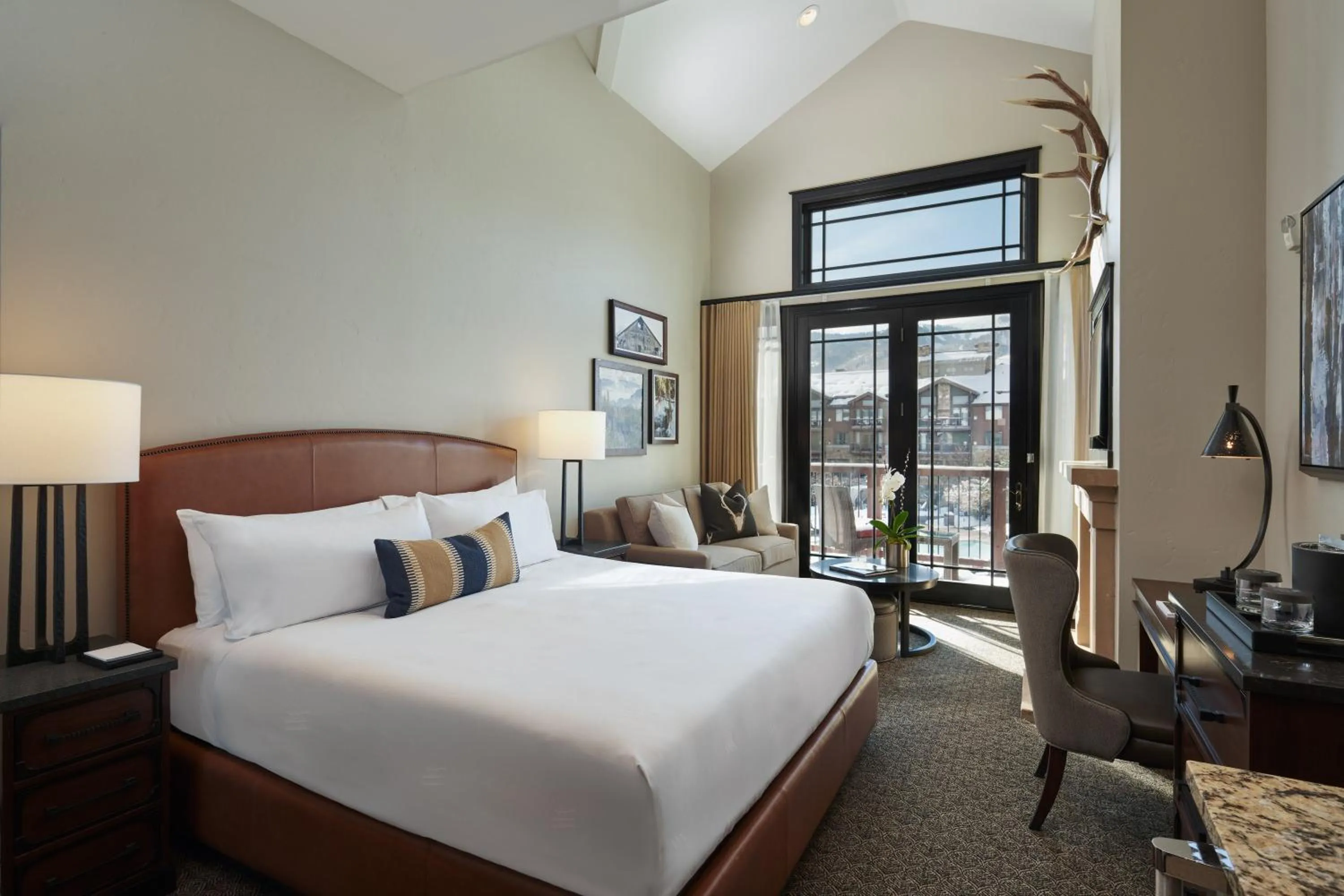 Bed in Waldorf Astoria Park City