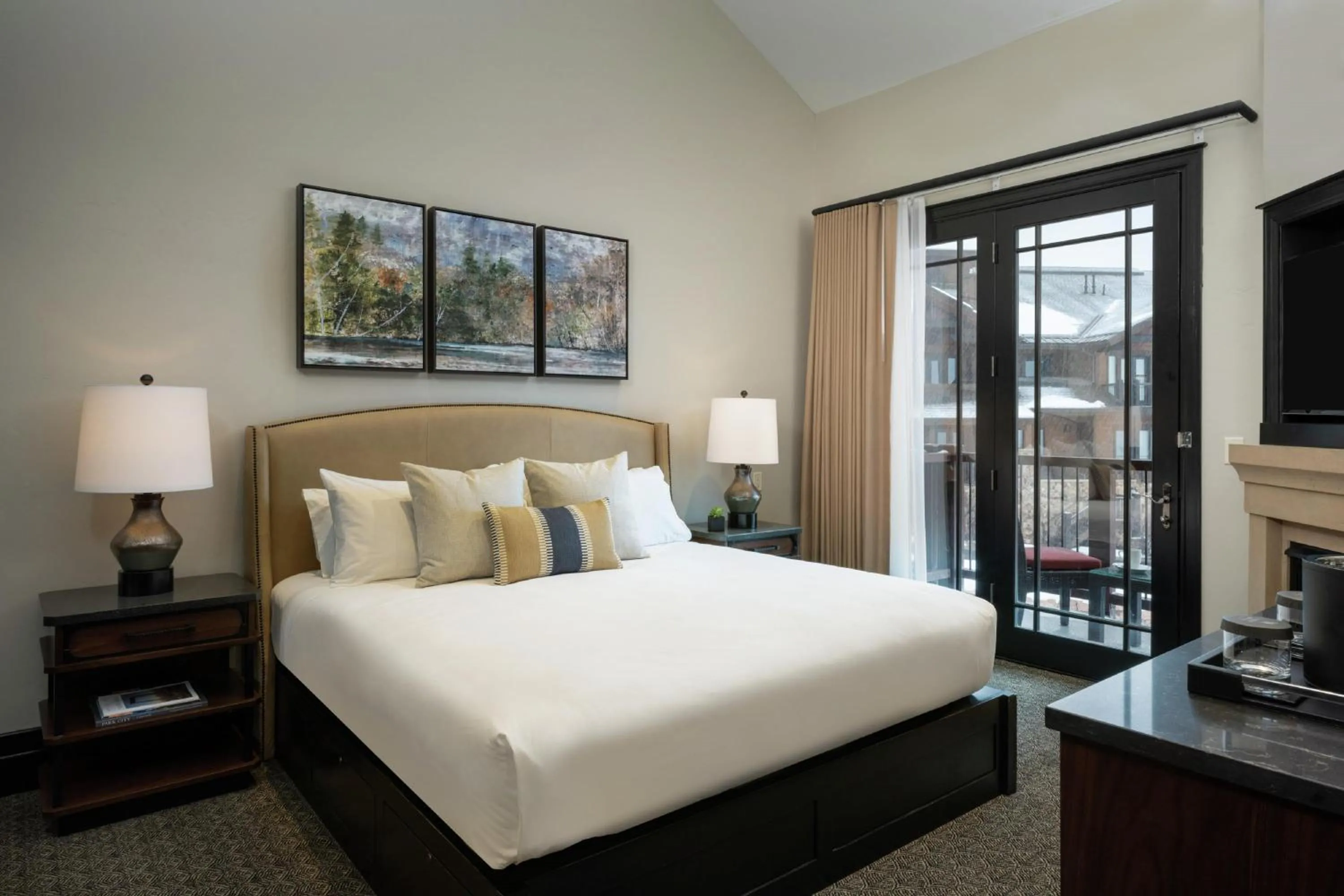 Bed in Waldorf Astoria Park City