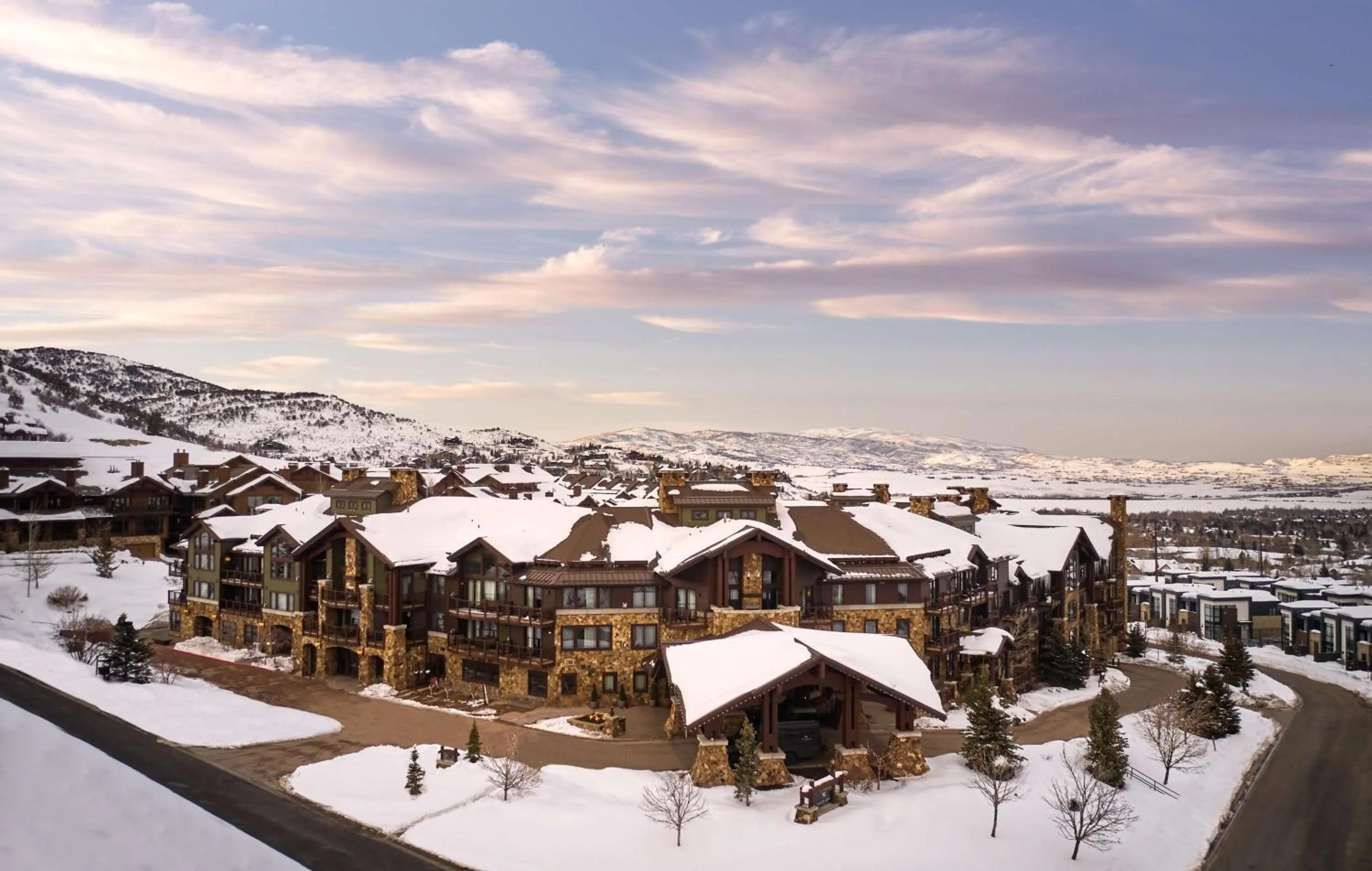 Property building in Waldorf Astoria Park City