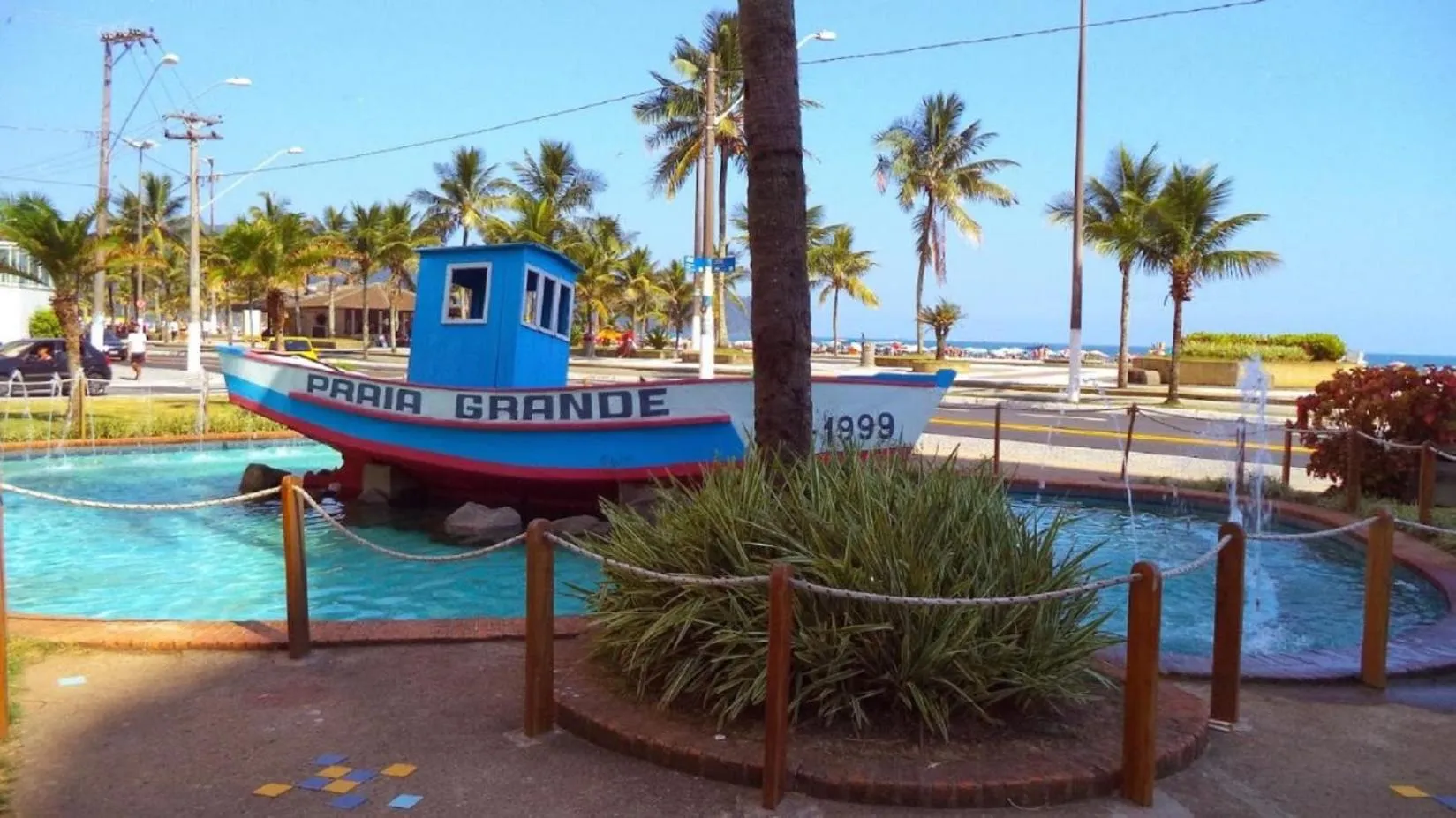Nearby landmark in Apê Temporada Praia Grande SP Completo com Piscina, Churrasqueira, Estacionamento, Wi-Fi