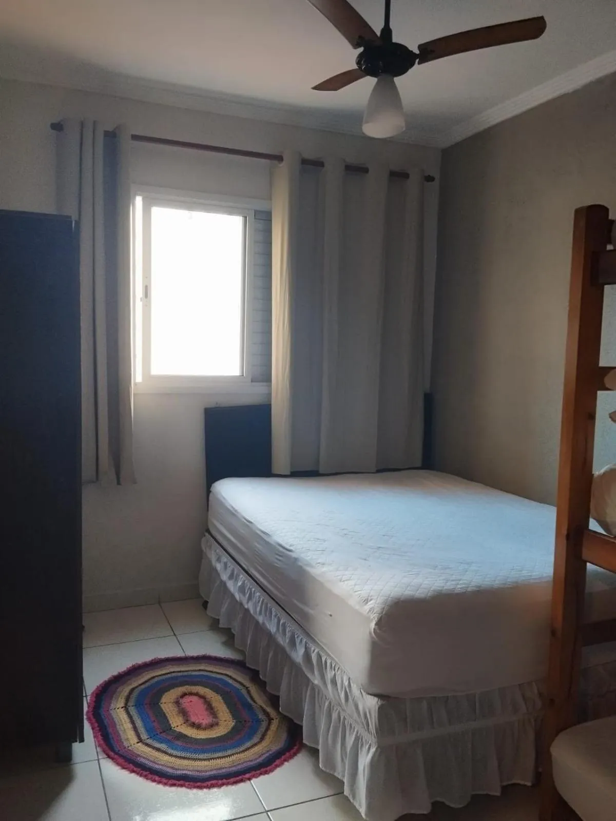 Bedroom, Bed in Apê Temporada Praia Grande SP Completo com Piscina, Churrasqueira, Estacionamento, Wi-Fi