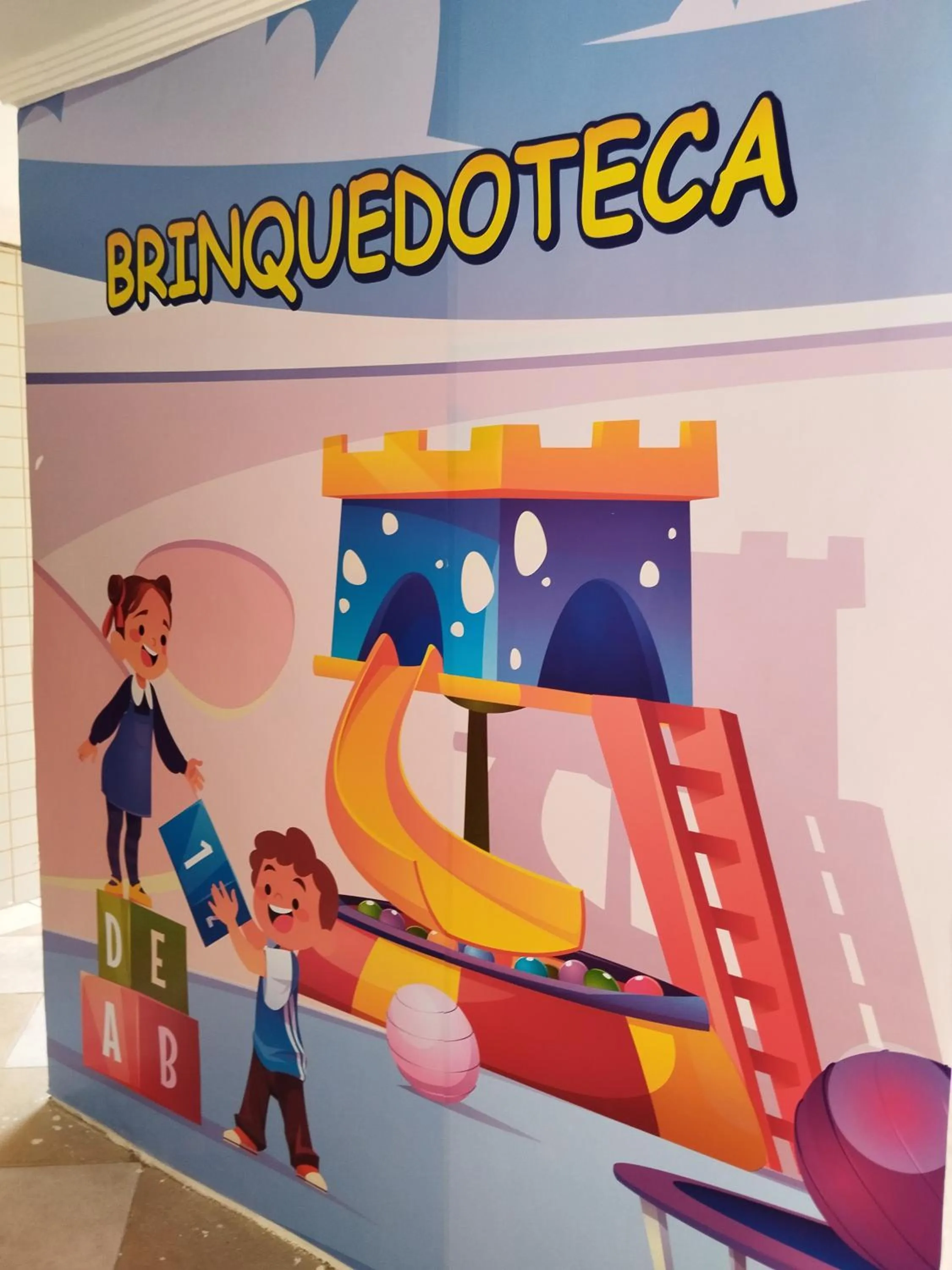 Children play ground in Apê Temporada Praia Grande SP Completo com Piscina, Churrasqueira, Estacionamento, Wi-Fi