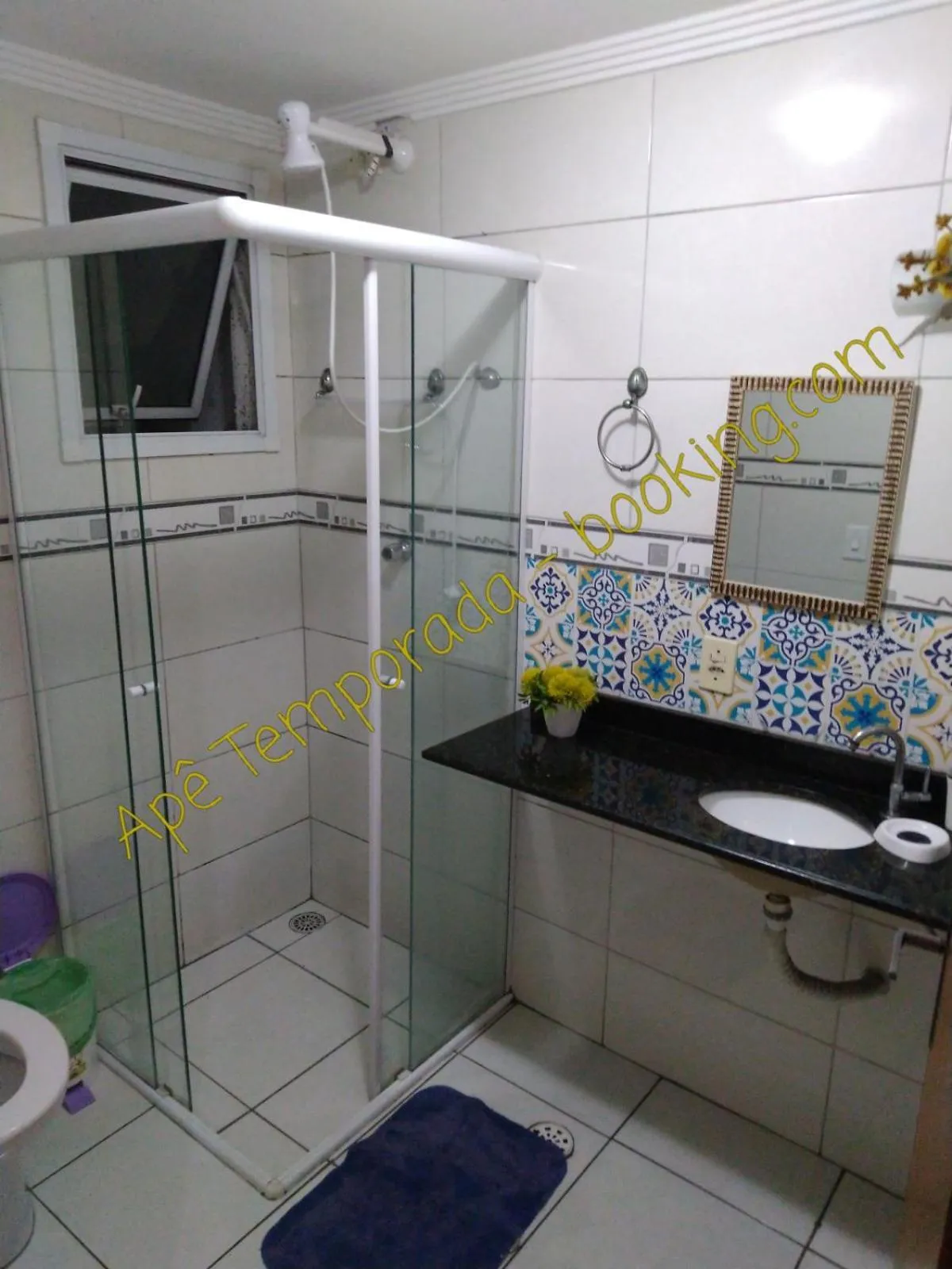 Shower in Apê Temporada Praia Grande SP Completo com Piscina, Churrasqueira, Estacionamento, Wi-Fi