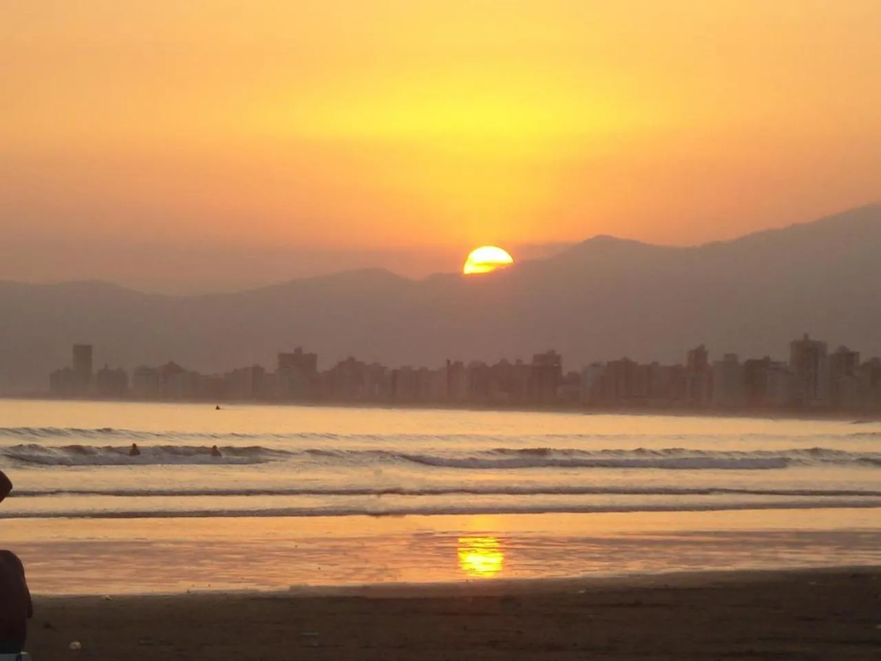 Off site in Apê Temporada Praia Grande SP Completo com Piscina, Churrasqueira, Estacionamento, Wi-Fi