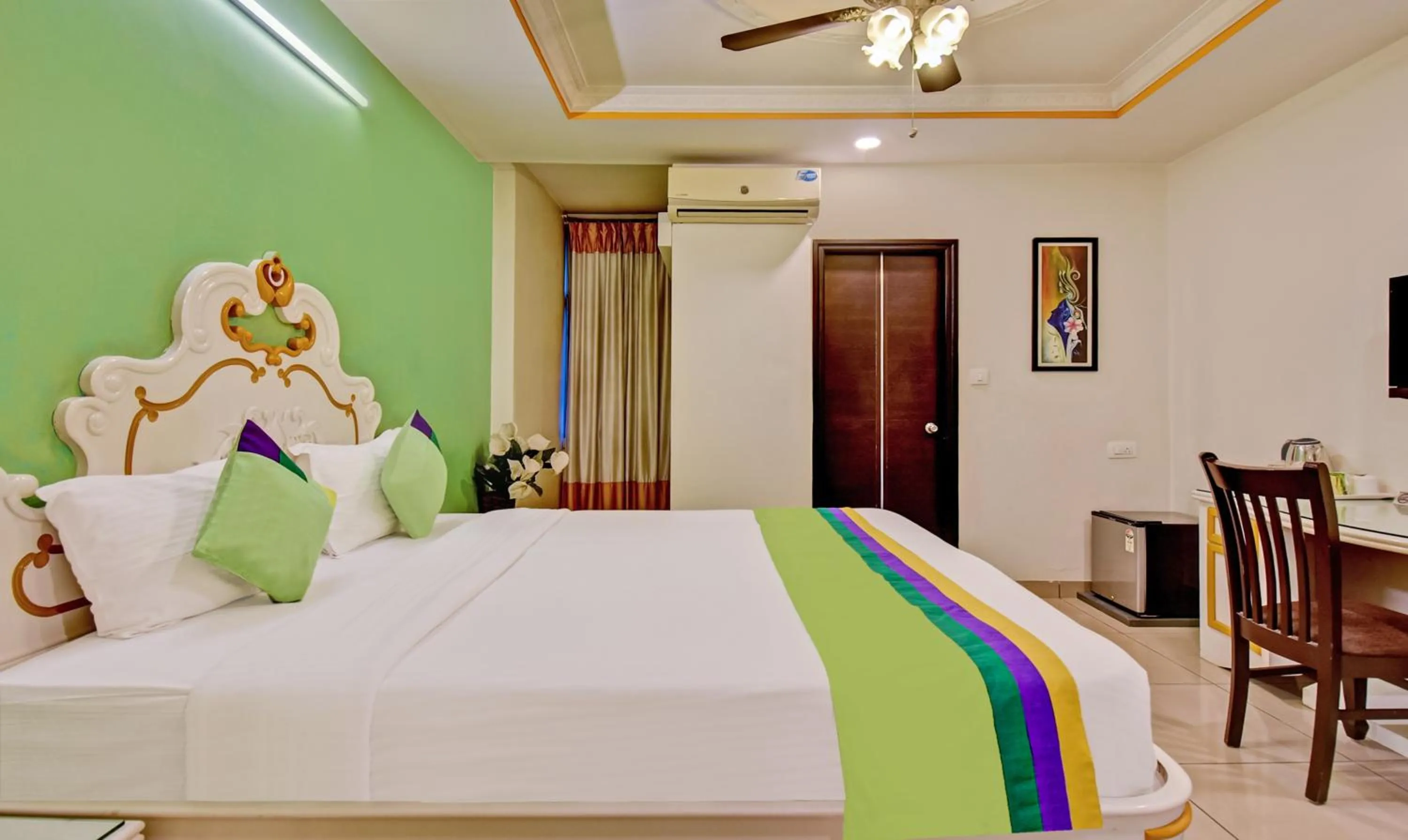 Bedroom, Bed in Treebo Raj Elegance Manyata Tech Park