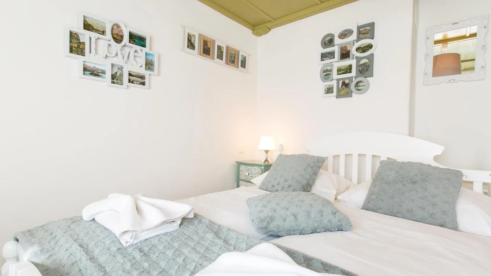 Bed in Central Bled House