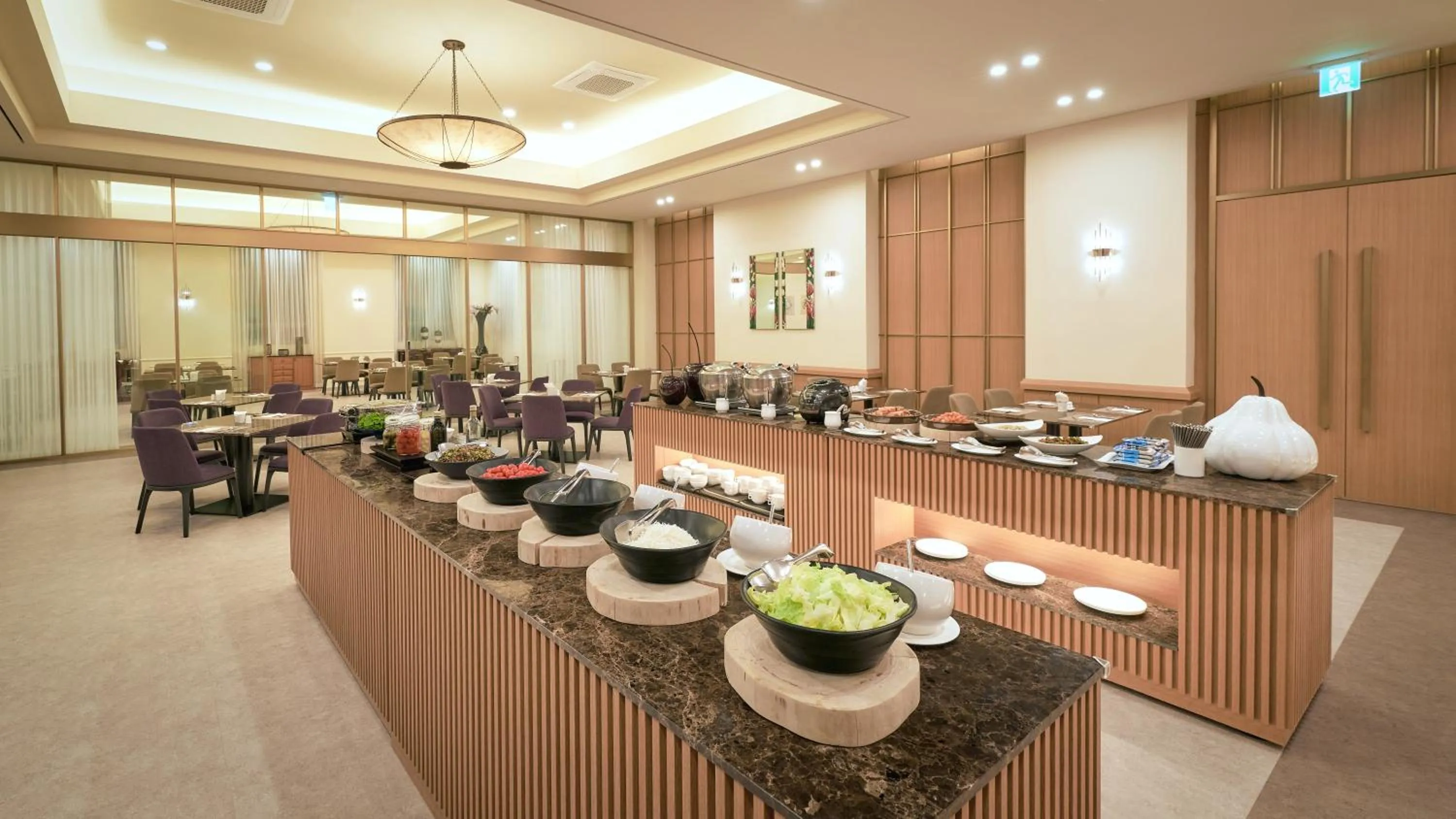 Restaurant/places to eat in Mercure Ambassador Jeju