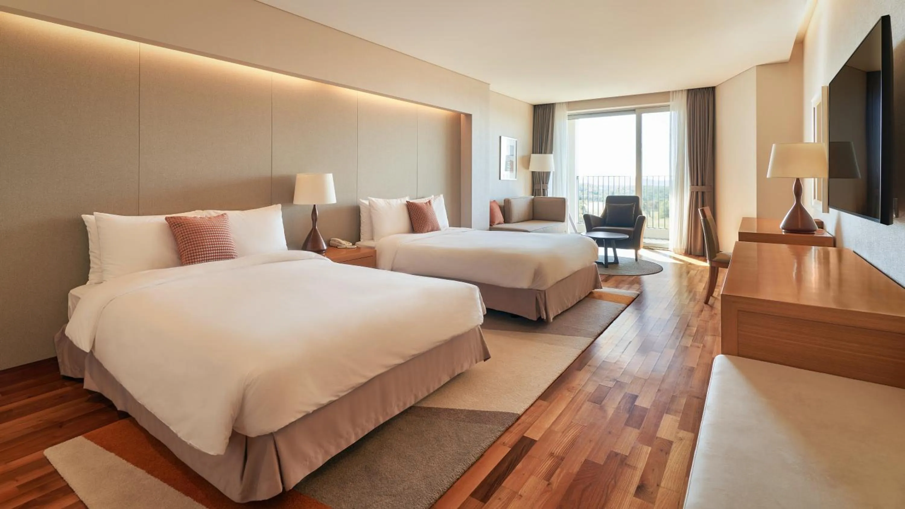 Bedroom, Bed in Mercure Ambassador Jeju