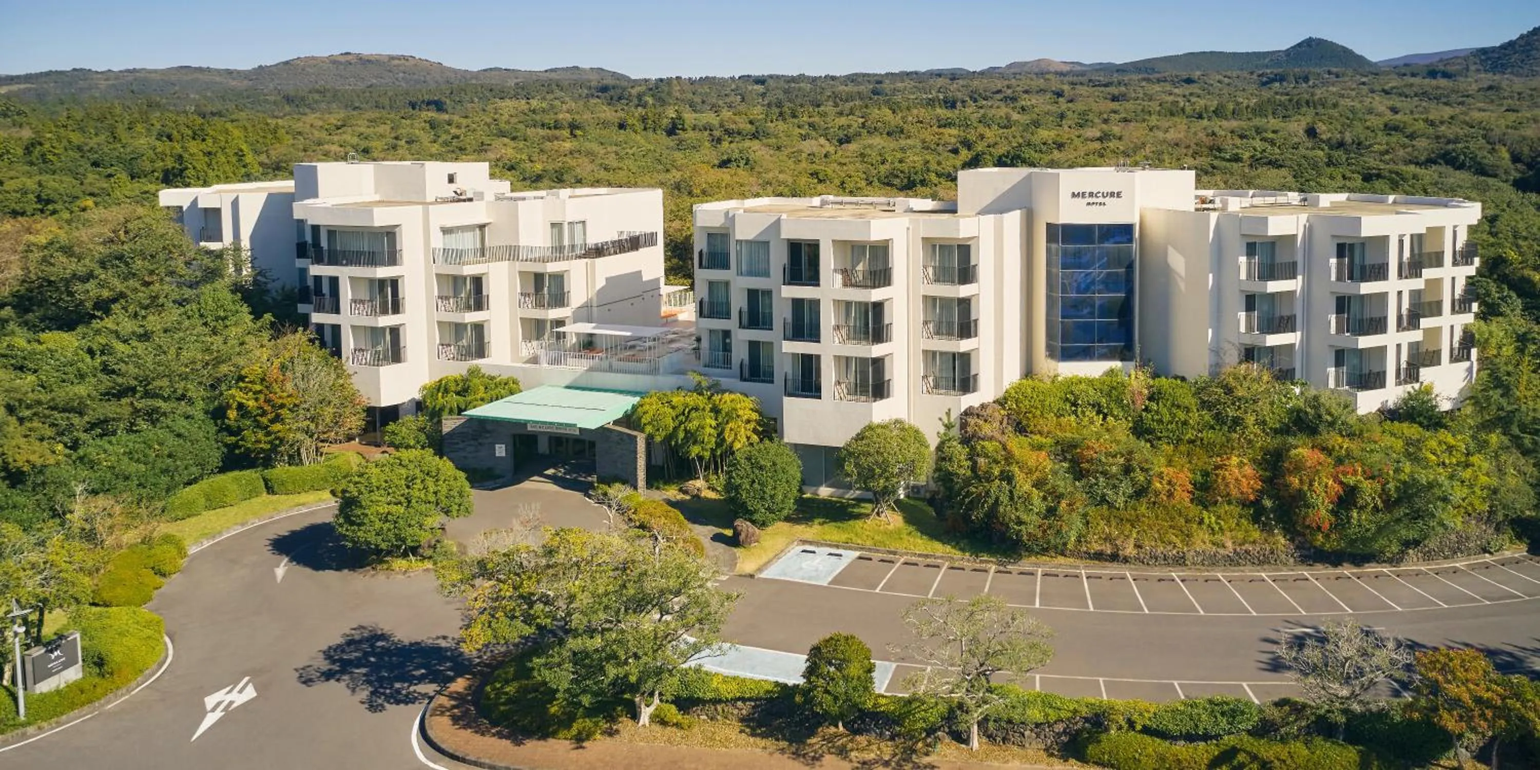 Property building in Mercure Ambassador Jeju