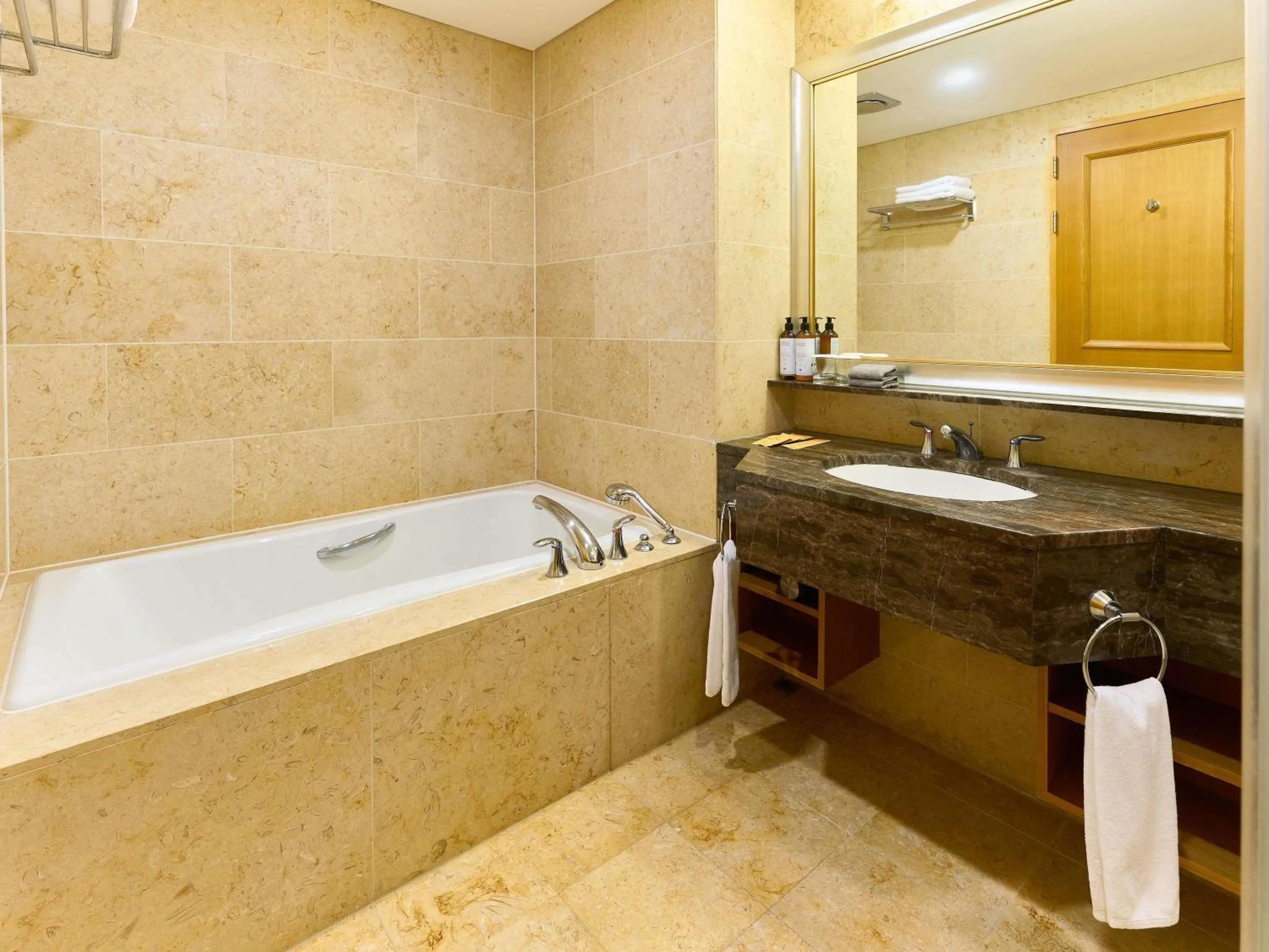 Bedroom in Mercure Ambassador Jeju