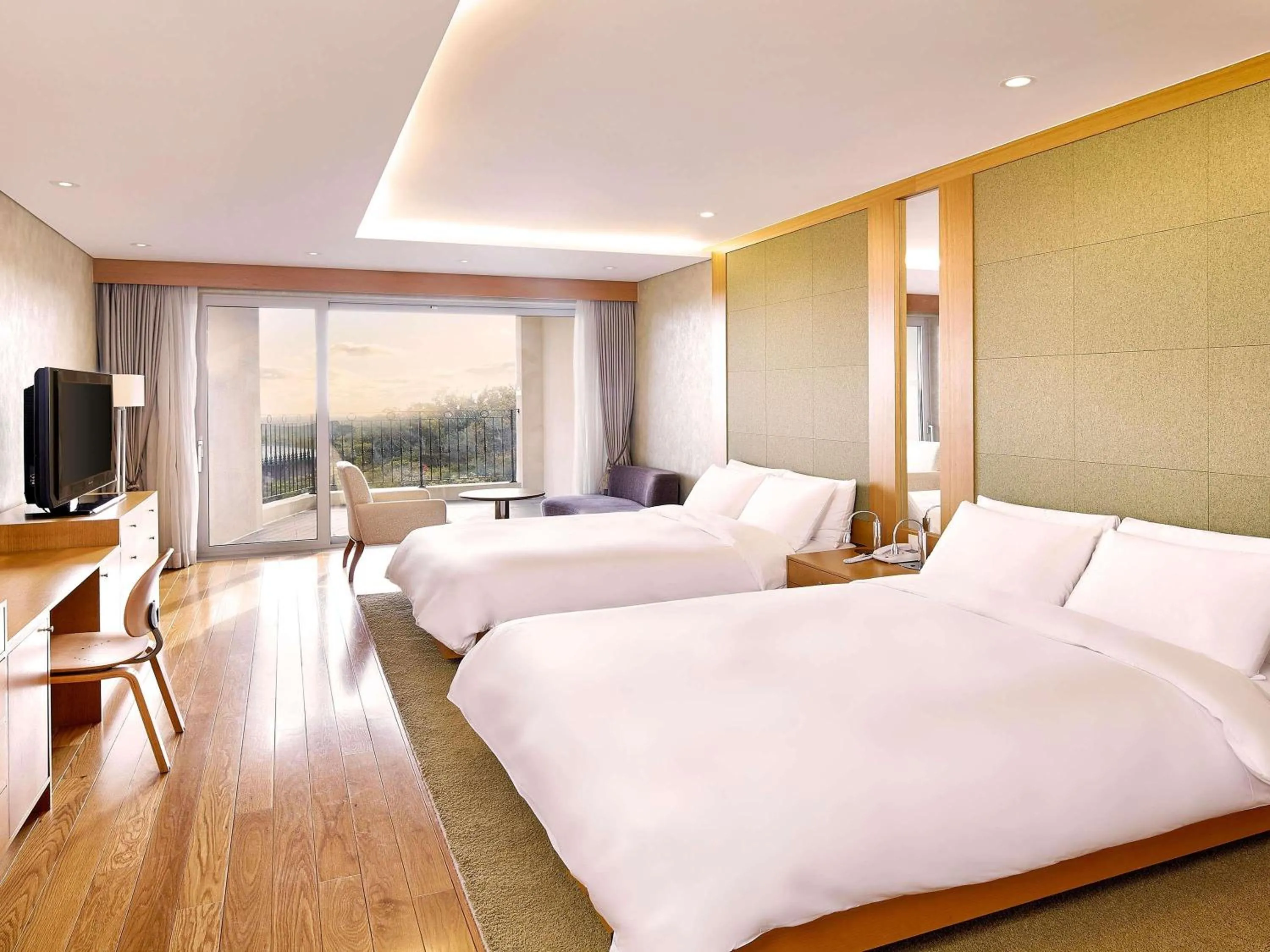 Bedroom, Bed in Mercure Ambassador Jeju