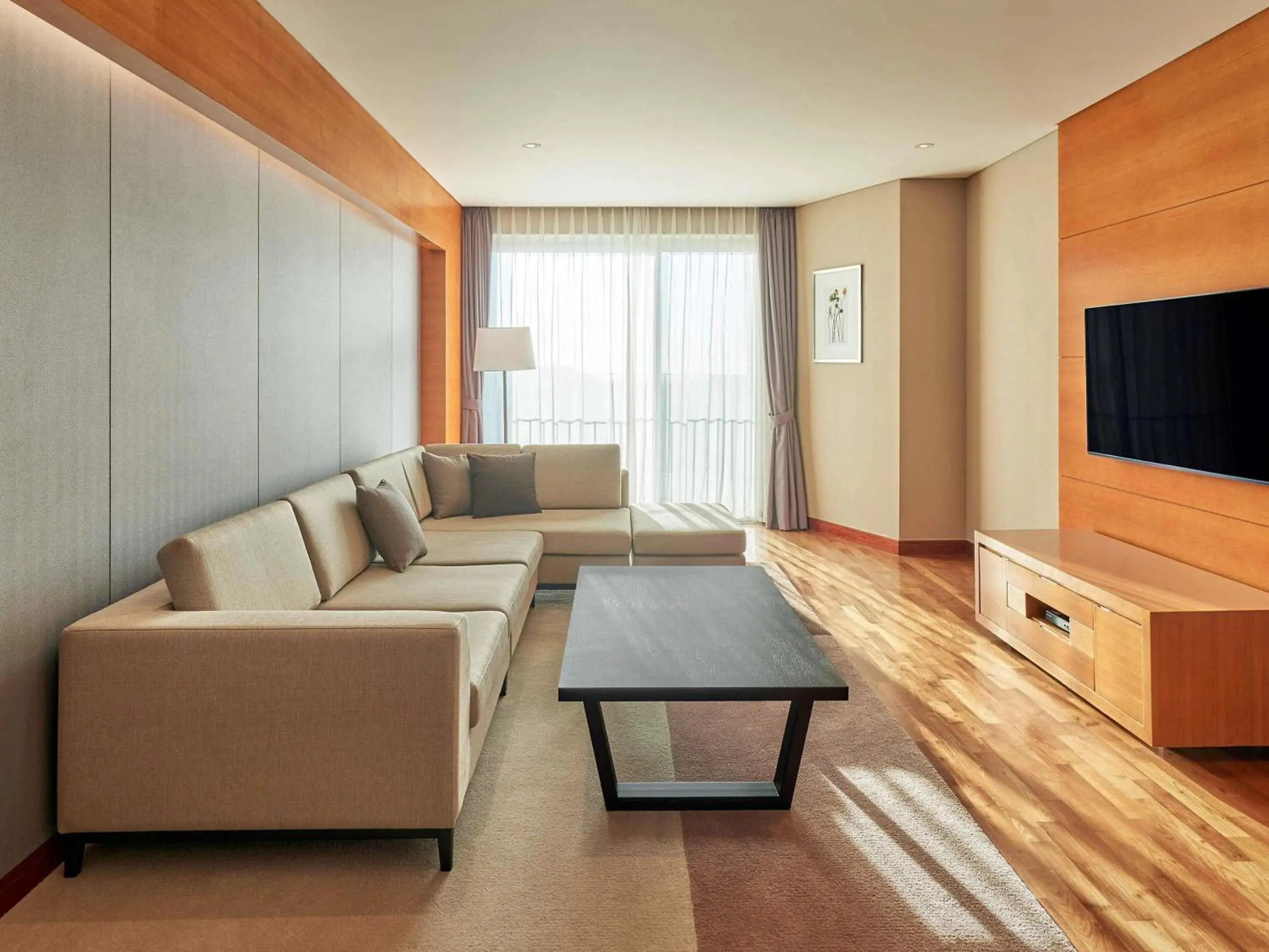 Deluxe Suite in Mercure Ambassador Jeju Deluxe Suite in Mercure Ambassador Jeju