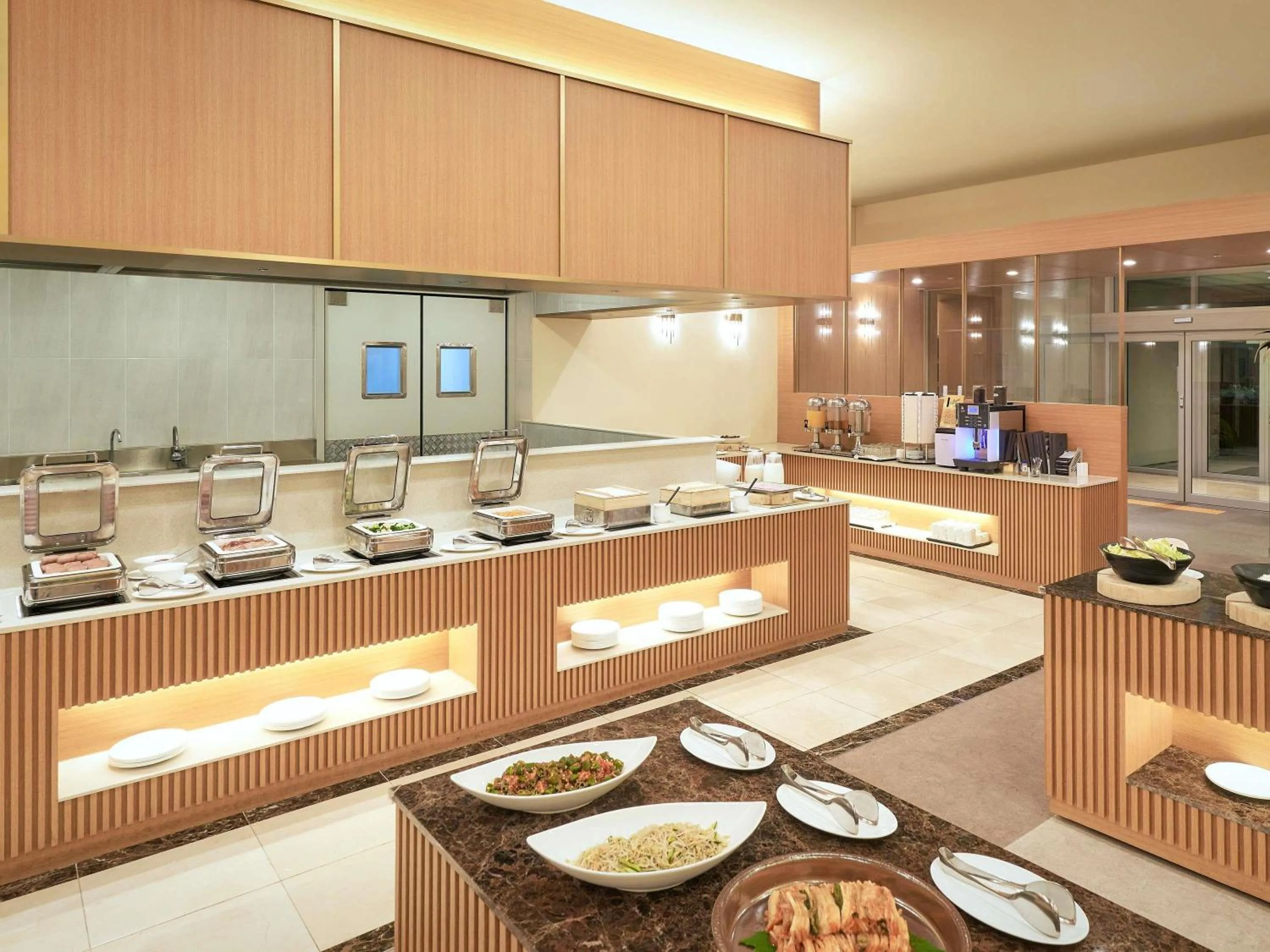 Restaurant/places to eat in Mercure Ambassador Jeju