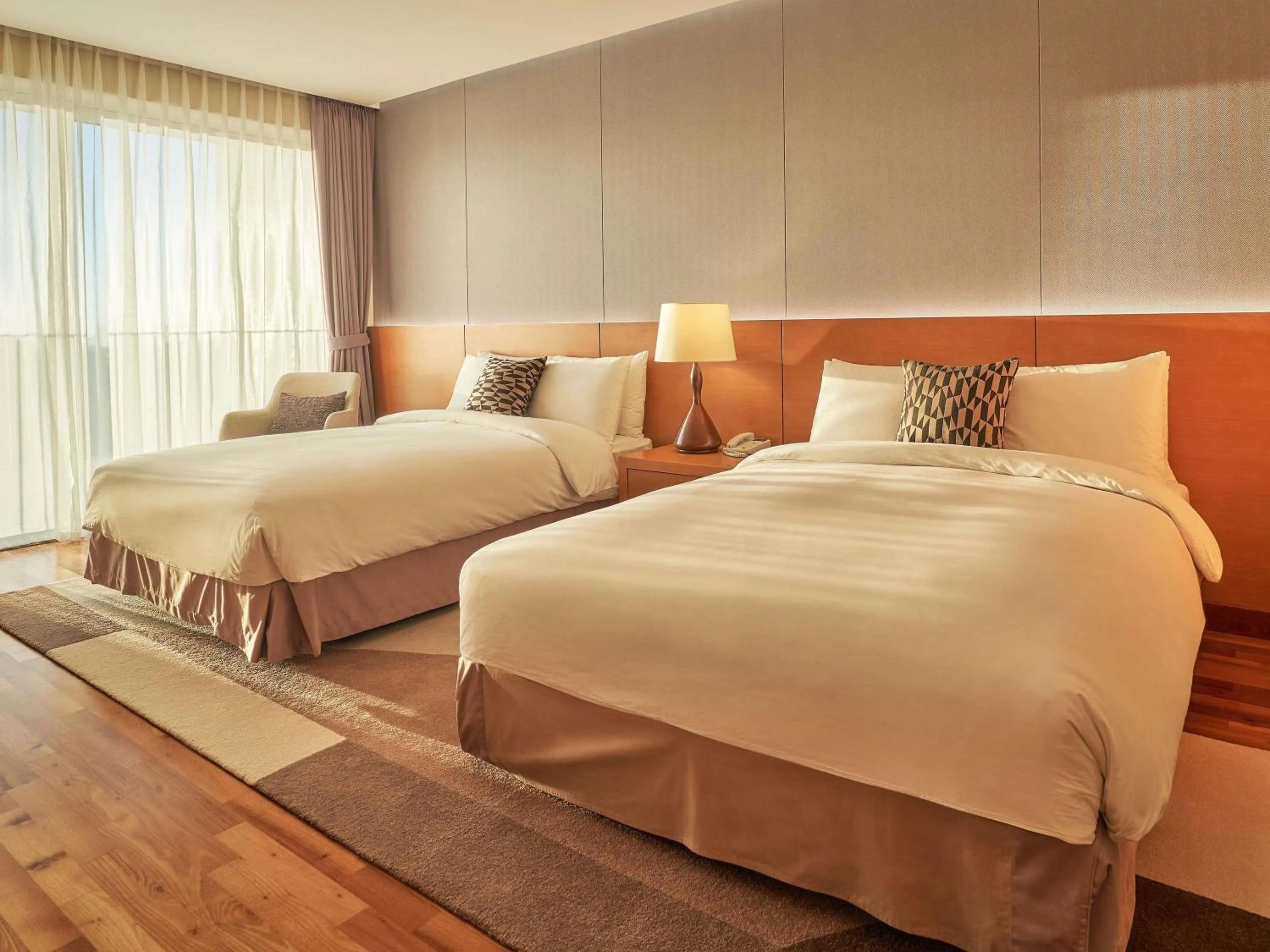 Bedroom, Bed in Mercure Ambassador Jeju