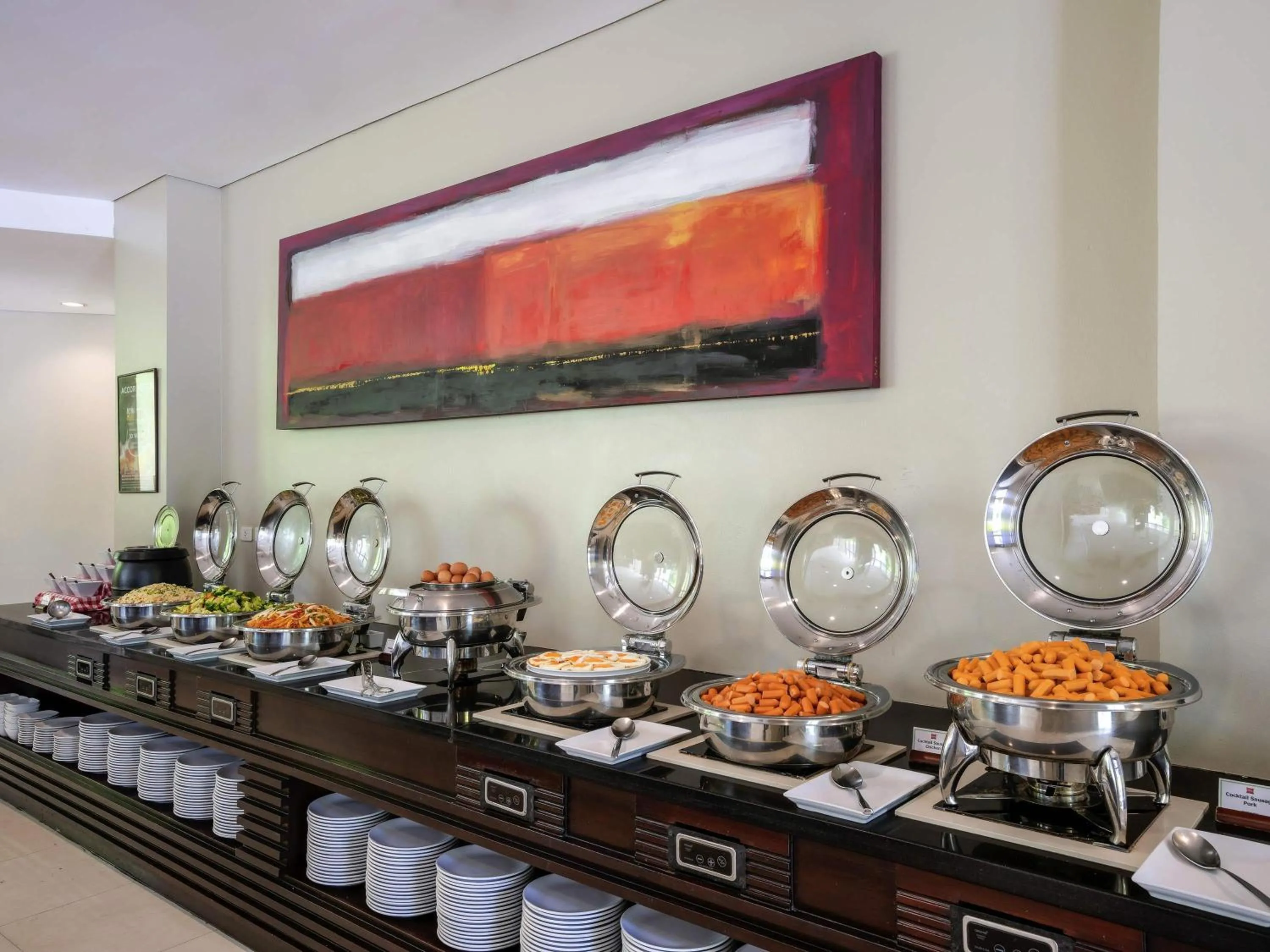 Restaurant/places to eat in Ibis Phuket Patong