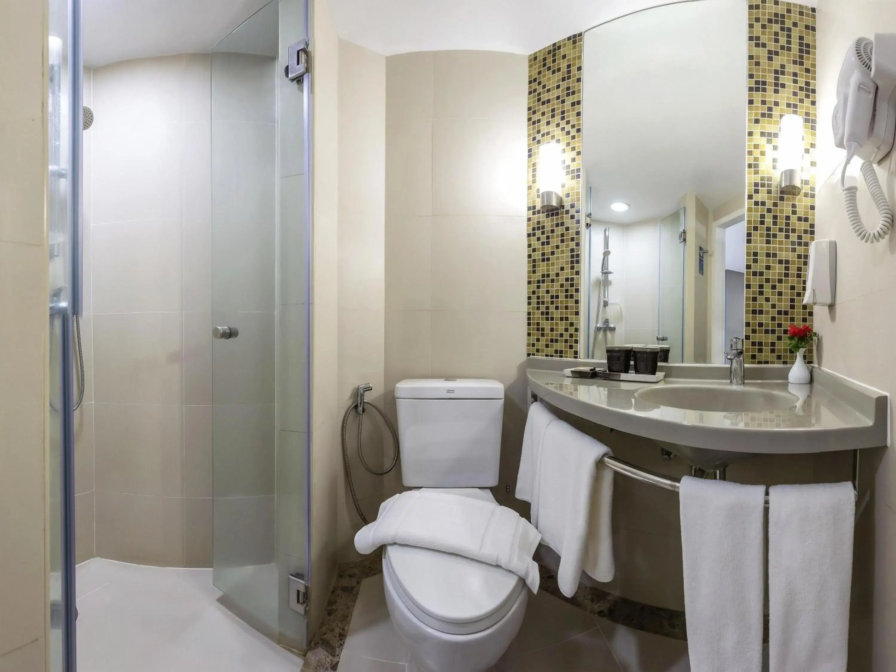 Superior Twin Room in Ibis Phuket Patong Superior Twin Room in Ibis Phuket Patong