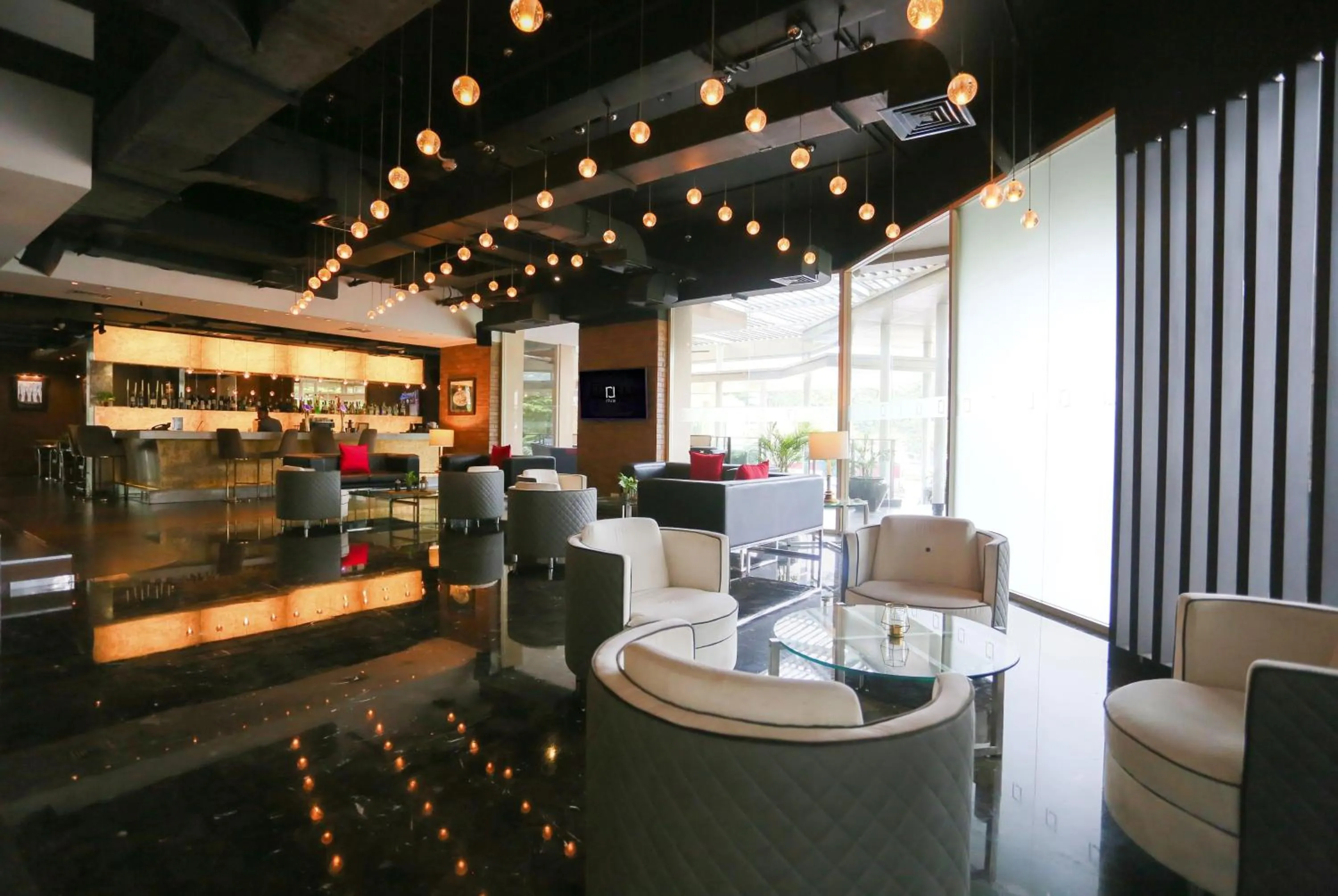 Lounge or bar in Wyndham Casablanca Jakarta