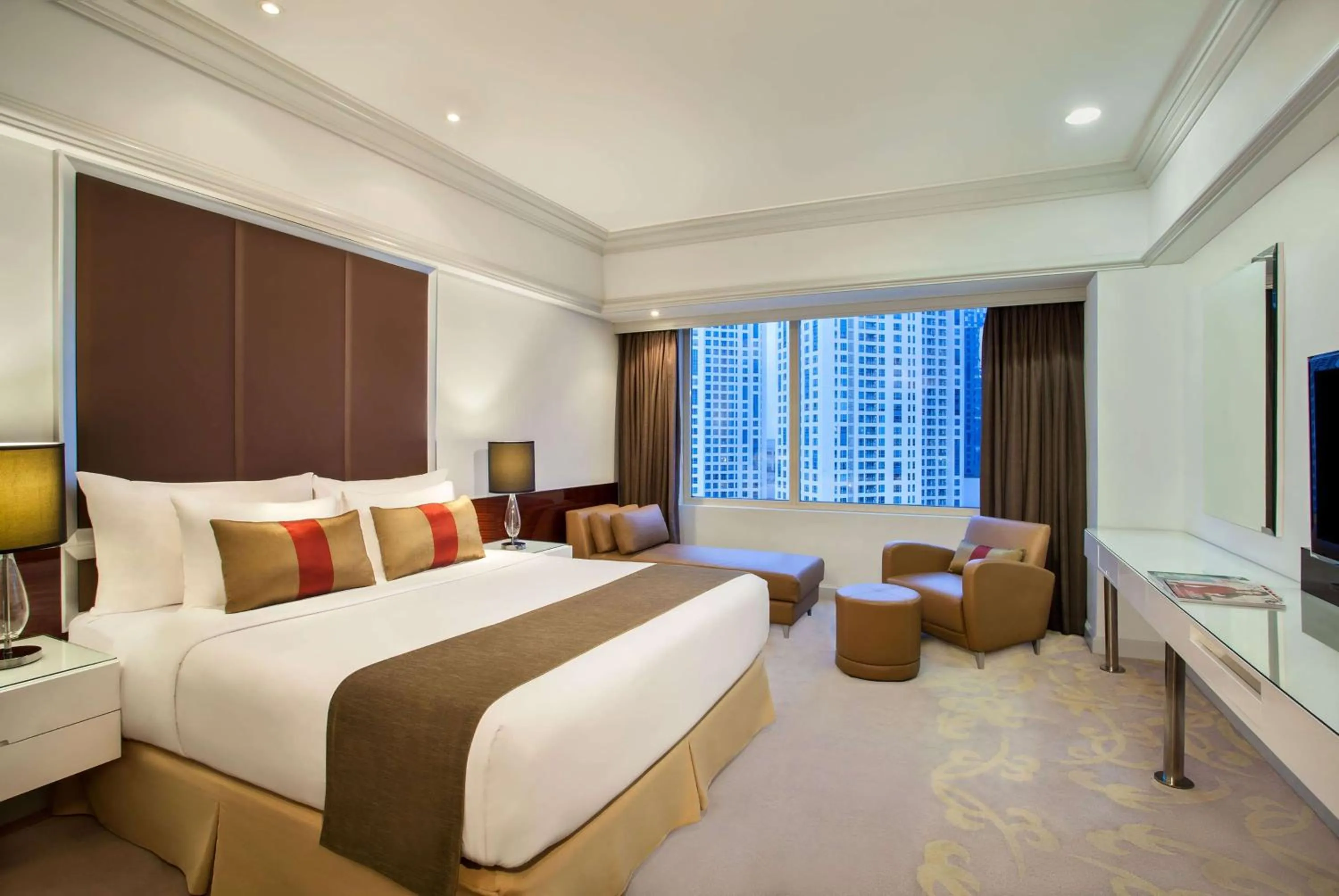 Photo of the whole room, Bed in Wyndham Casablanca Jakarta