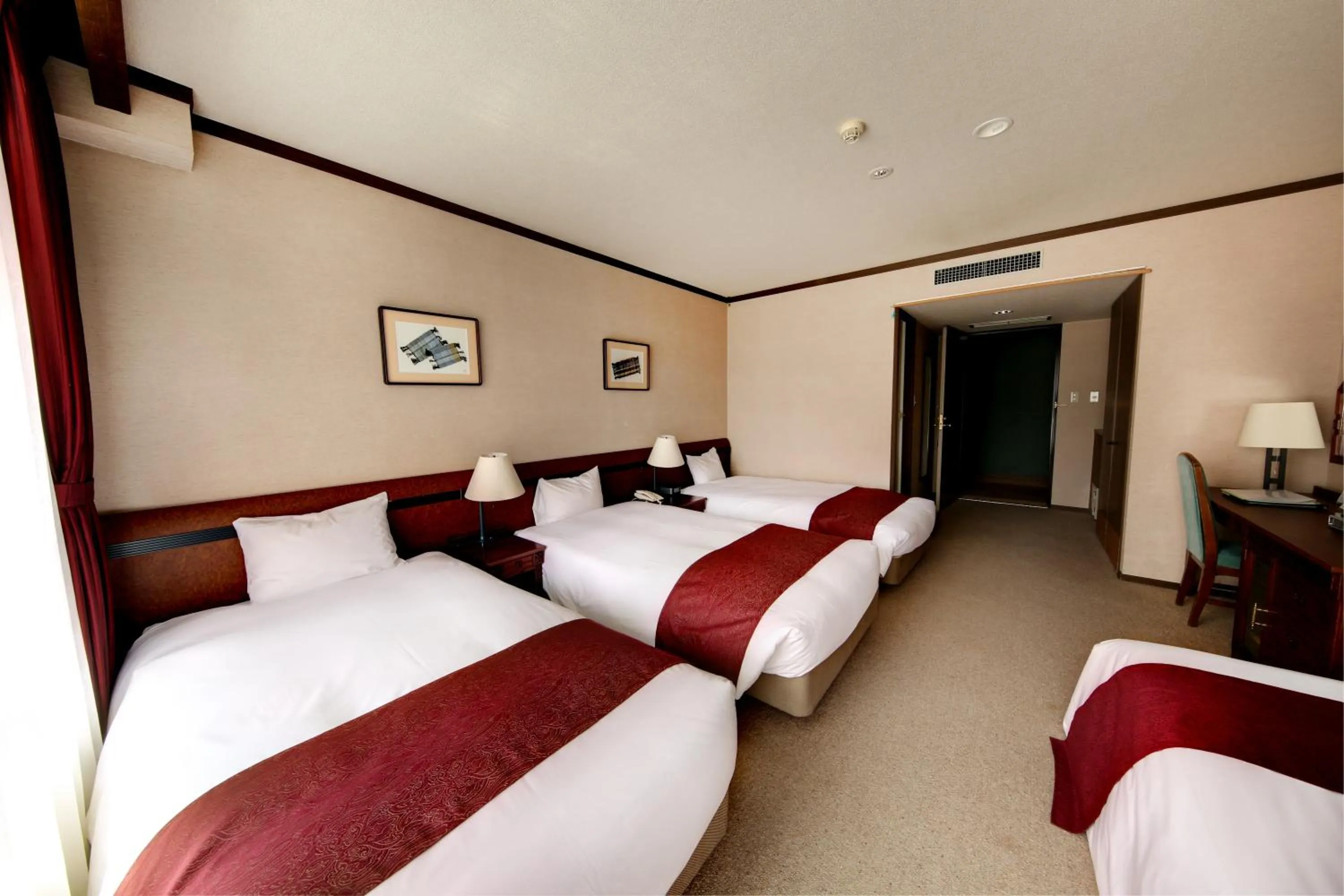Photo of the whole room, Bed in Hakuba Mominoki Hotel