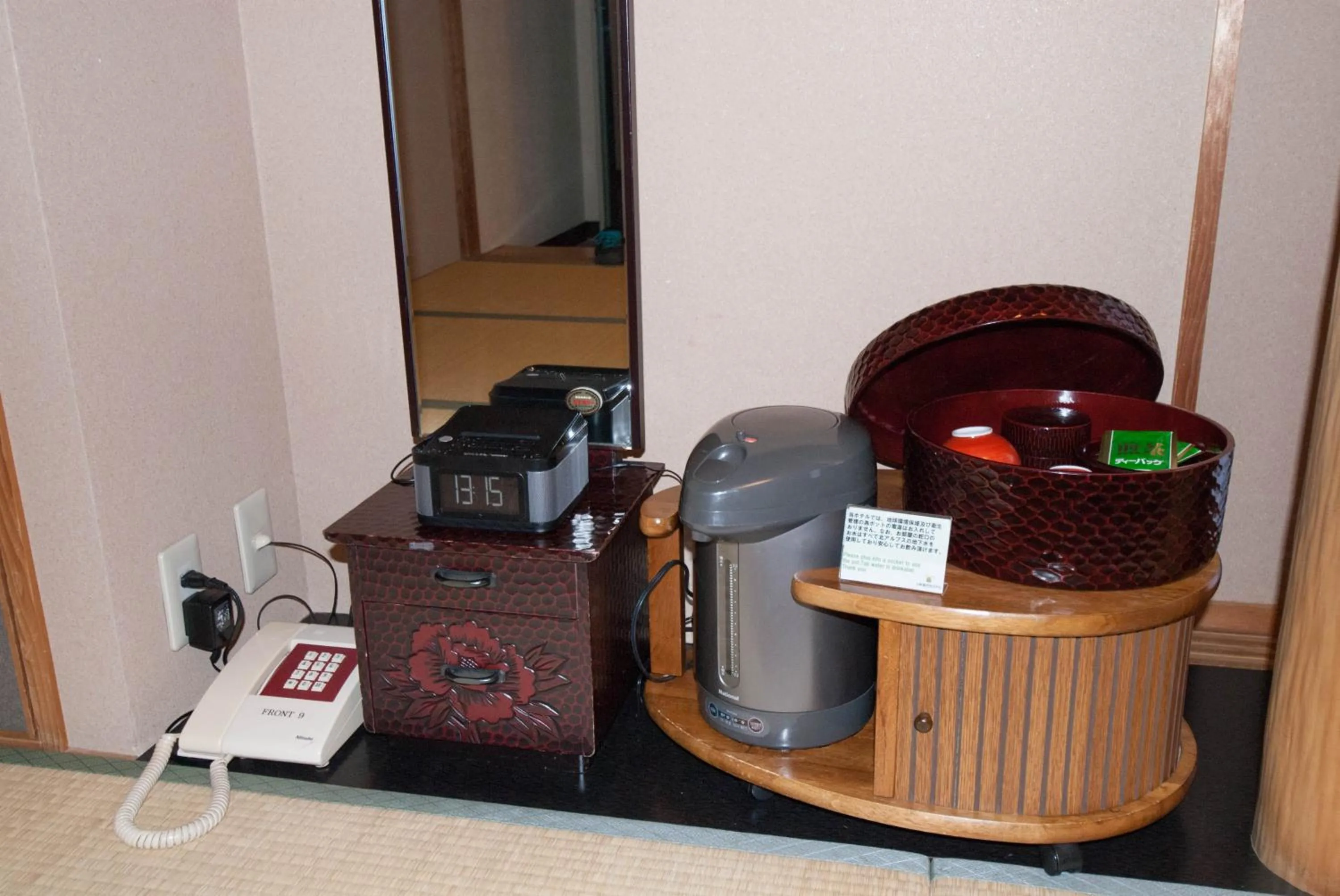 Coffee/tea facilities in Hakuba Mominoki Hotel