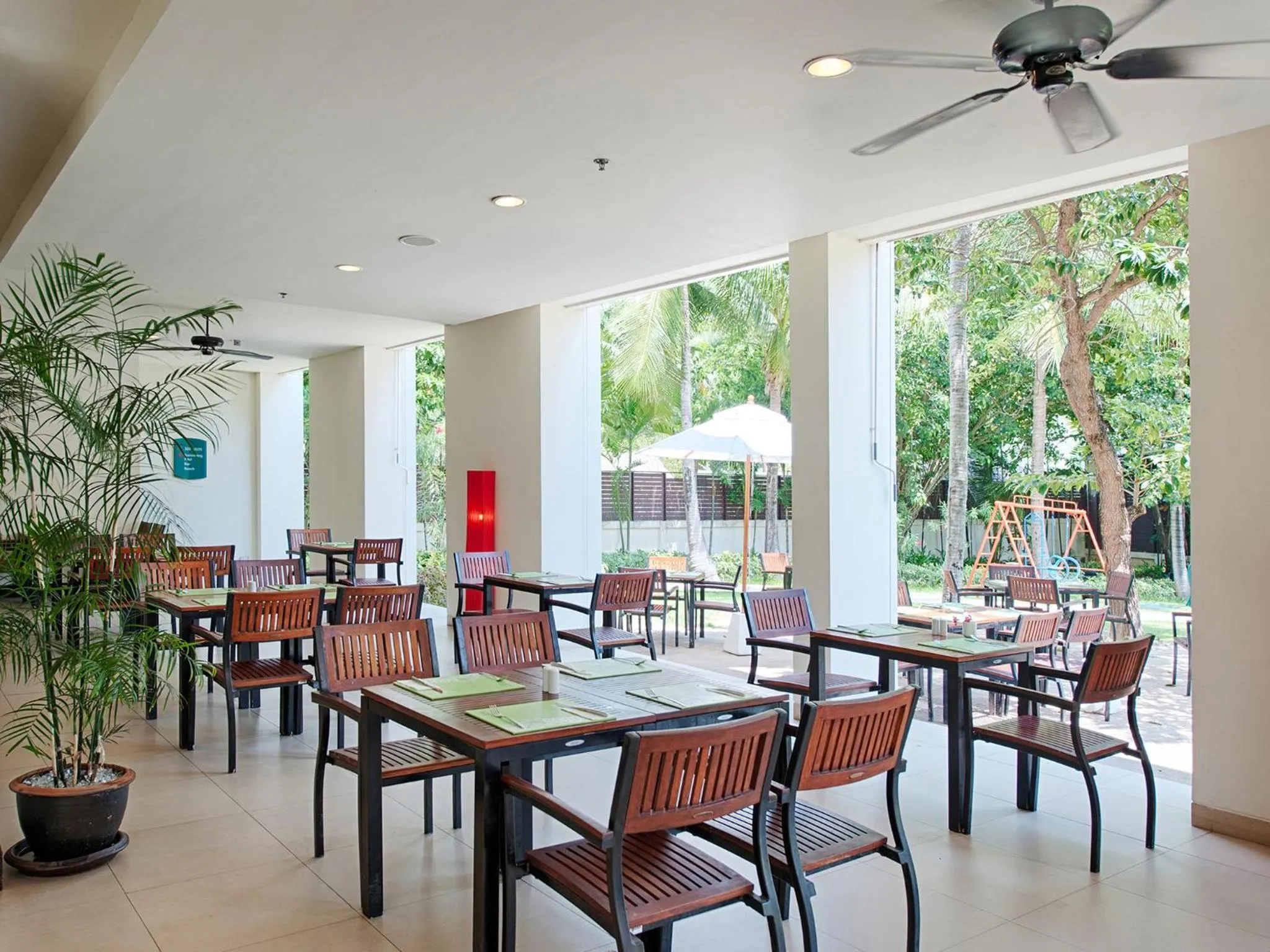Restaurant/places to eat in ibis Samui Bophut Hotel