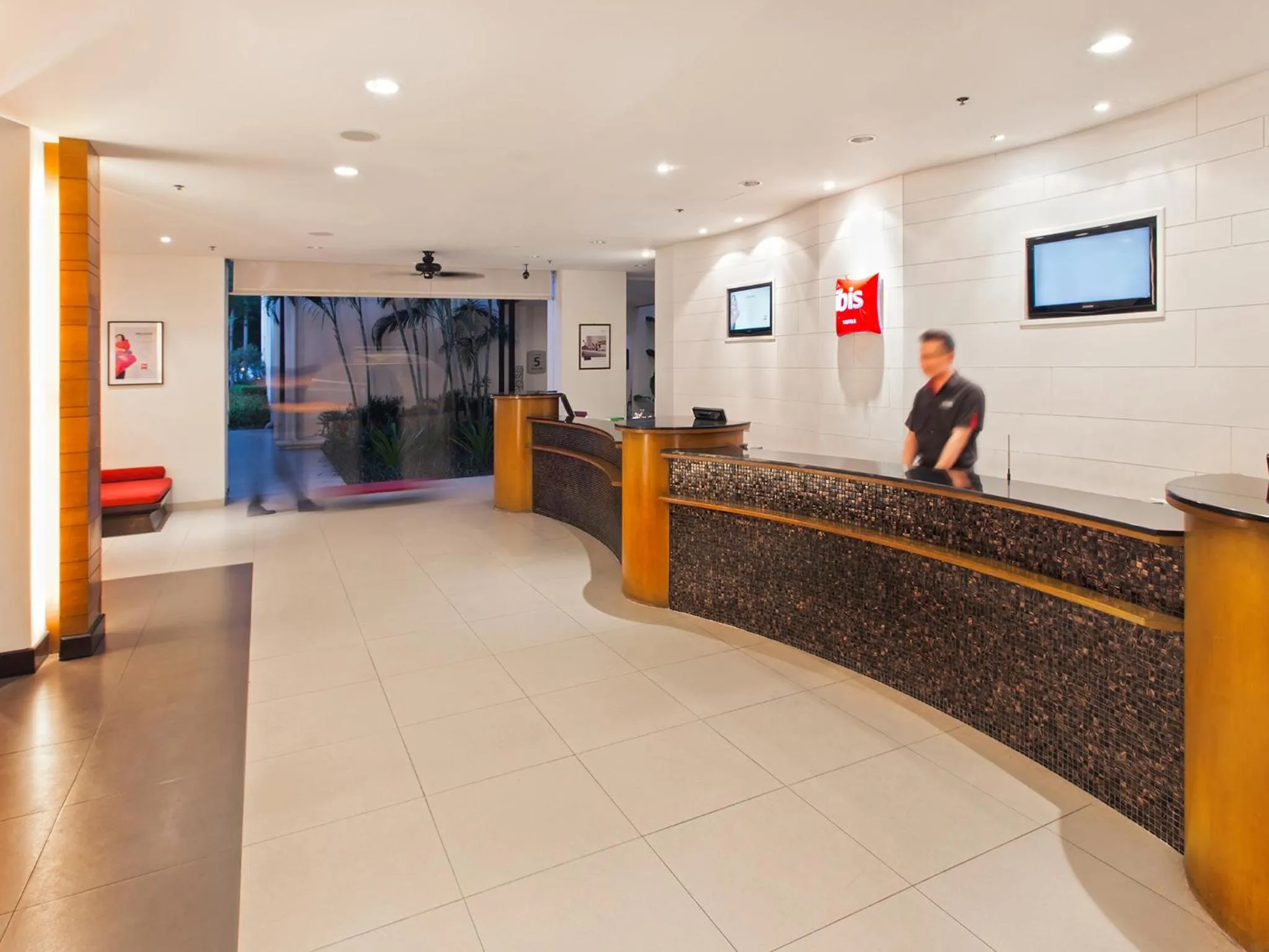 Lobby or reception in ibis Samui Bophut Hotel