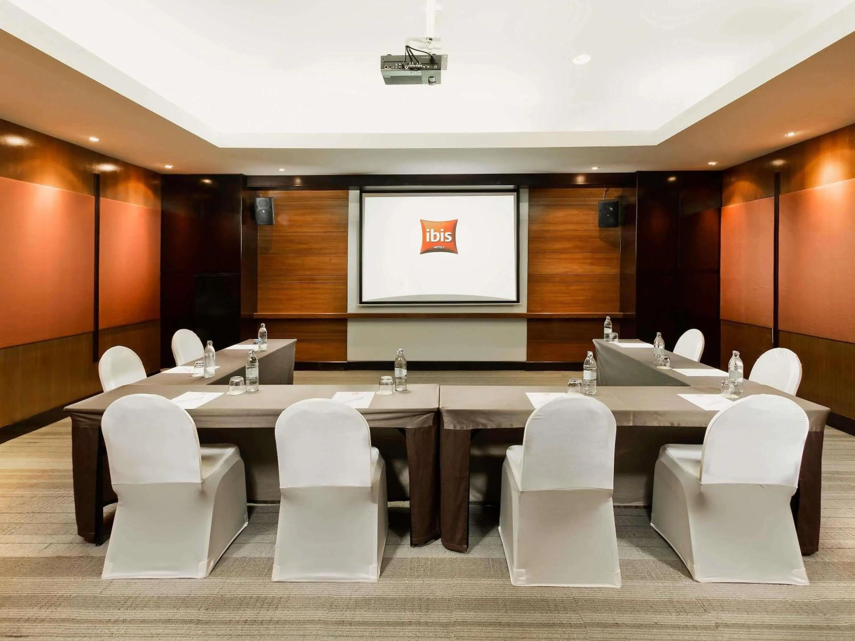 Meeting/conference room in ibis Samui Bophut Hotel