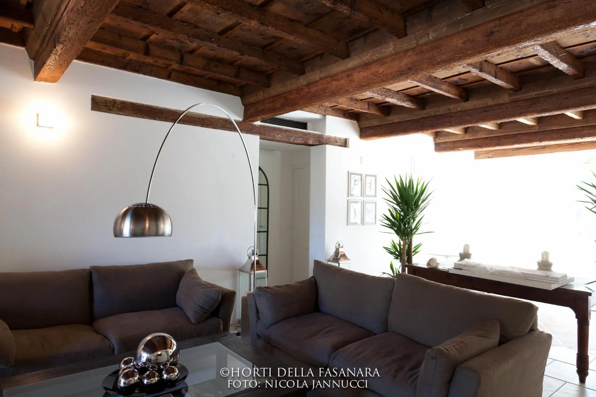 Communal lounge/ TV room in Horti Della Fasanara