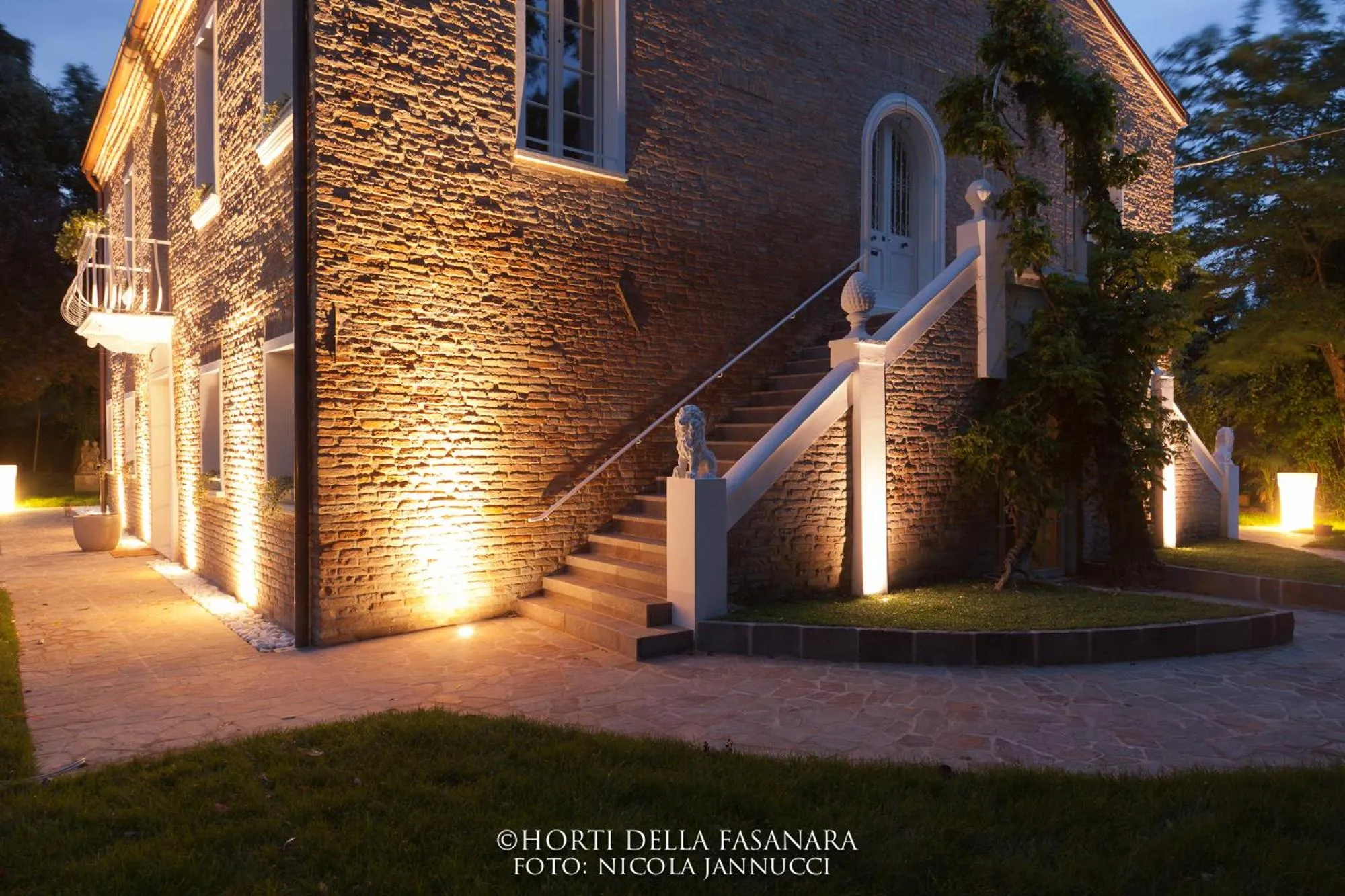 Facade/entrance in Horti Della Fasanara