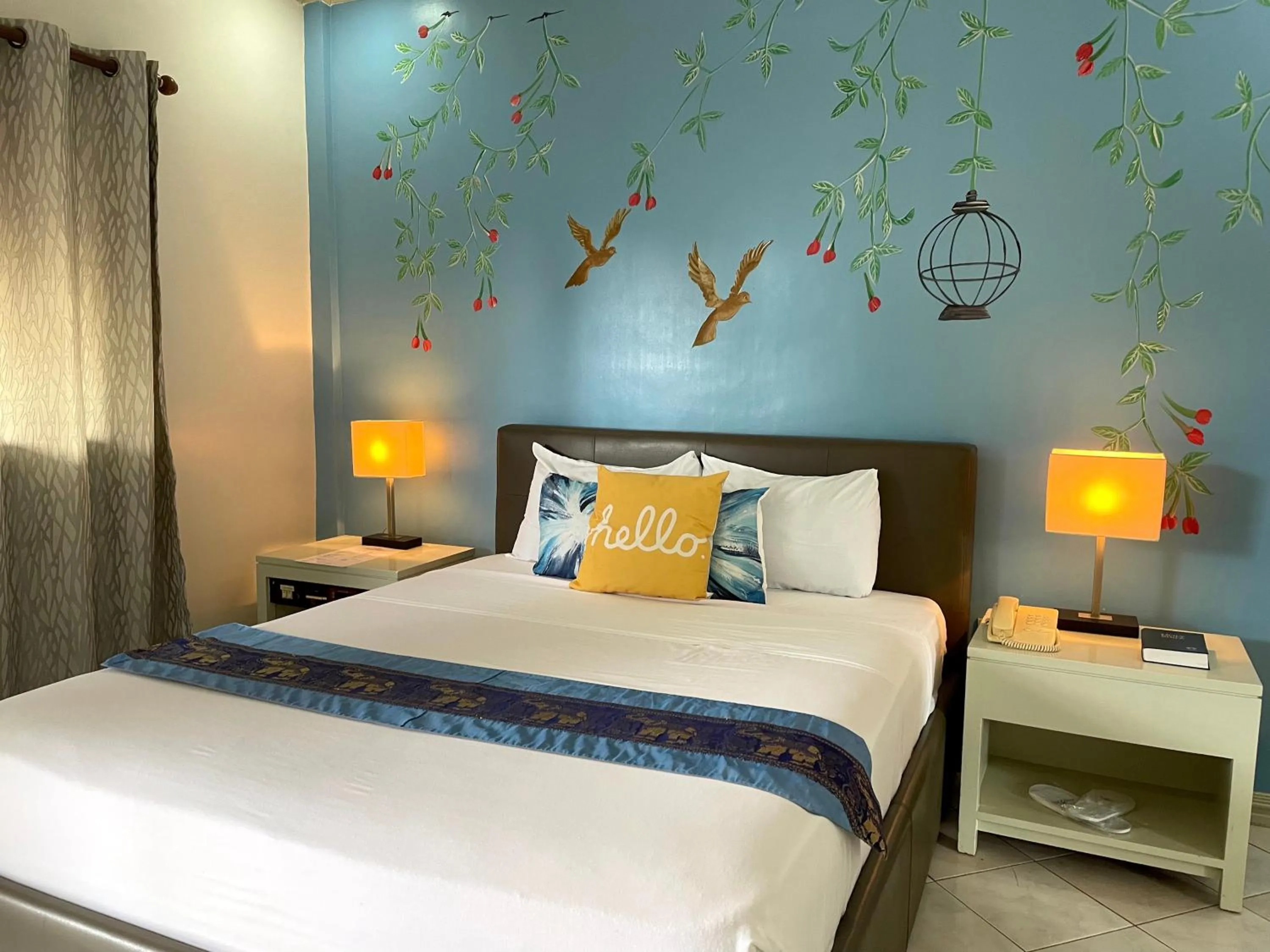 Bed in Riverview Resort and Conference Center