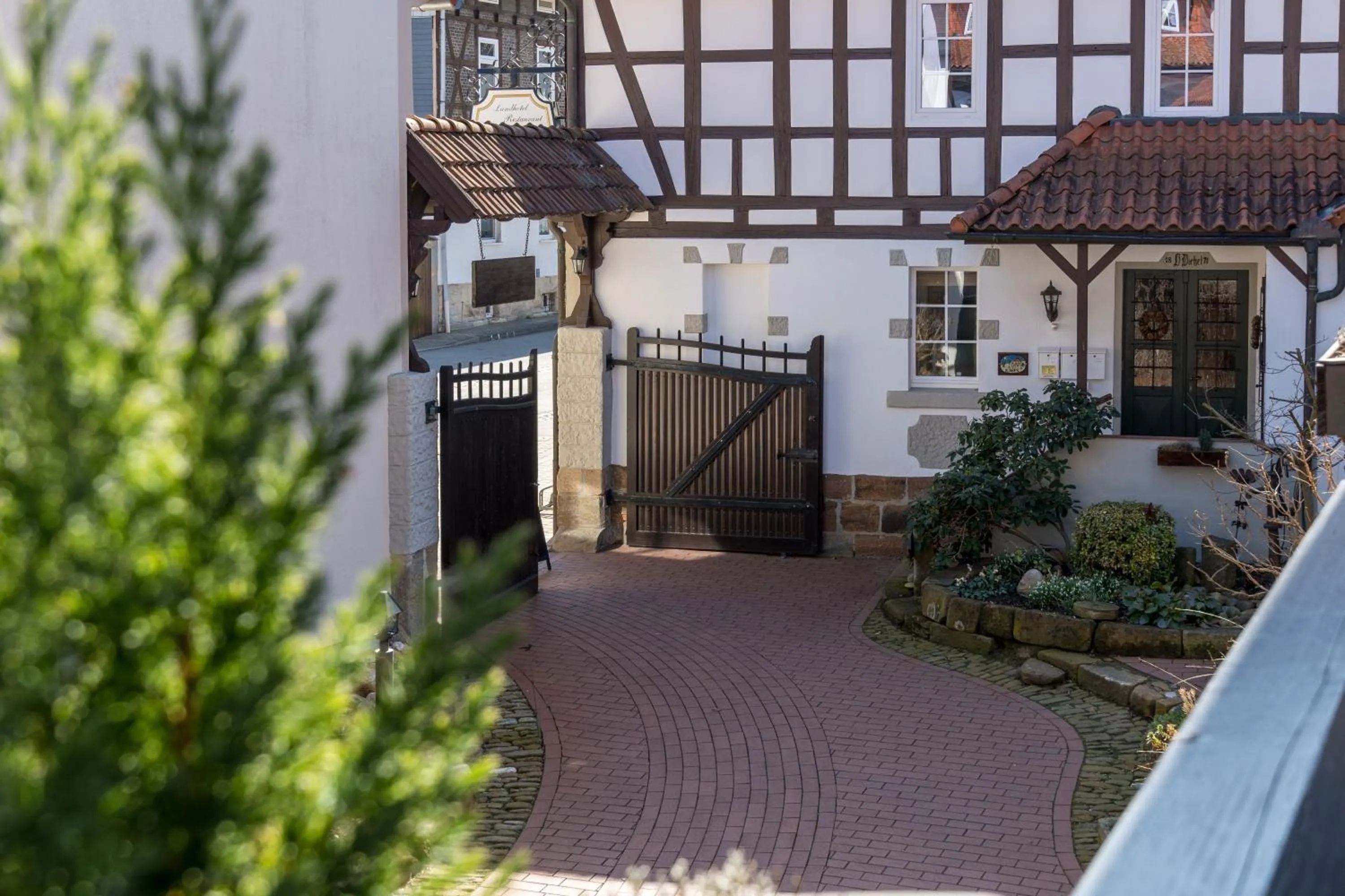 Property building in Landhotel & Restaurant Kains Hof