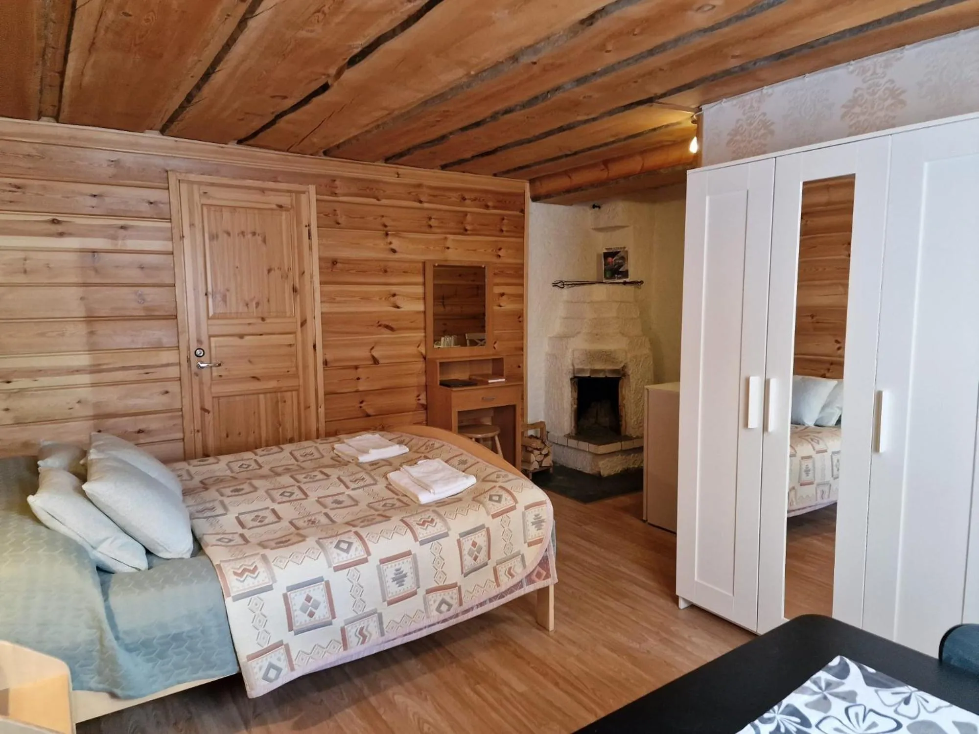 Bed in Tankavaara Gold Village