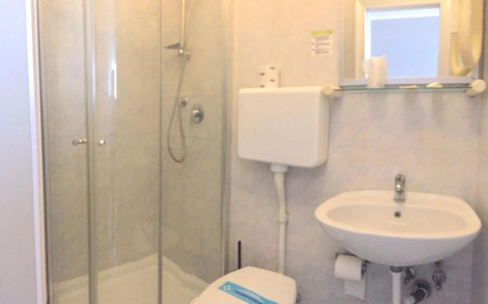 Shower in Hotel Ausonia B&B RiMiNi