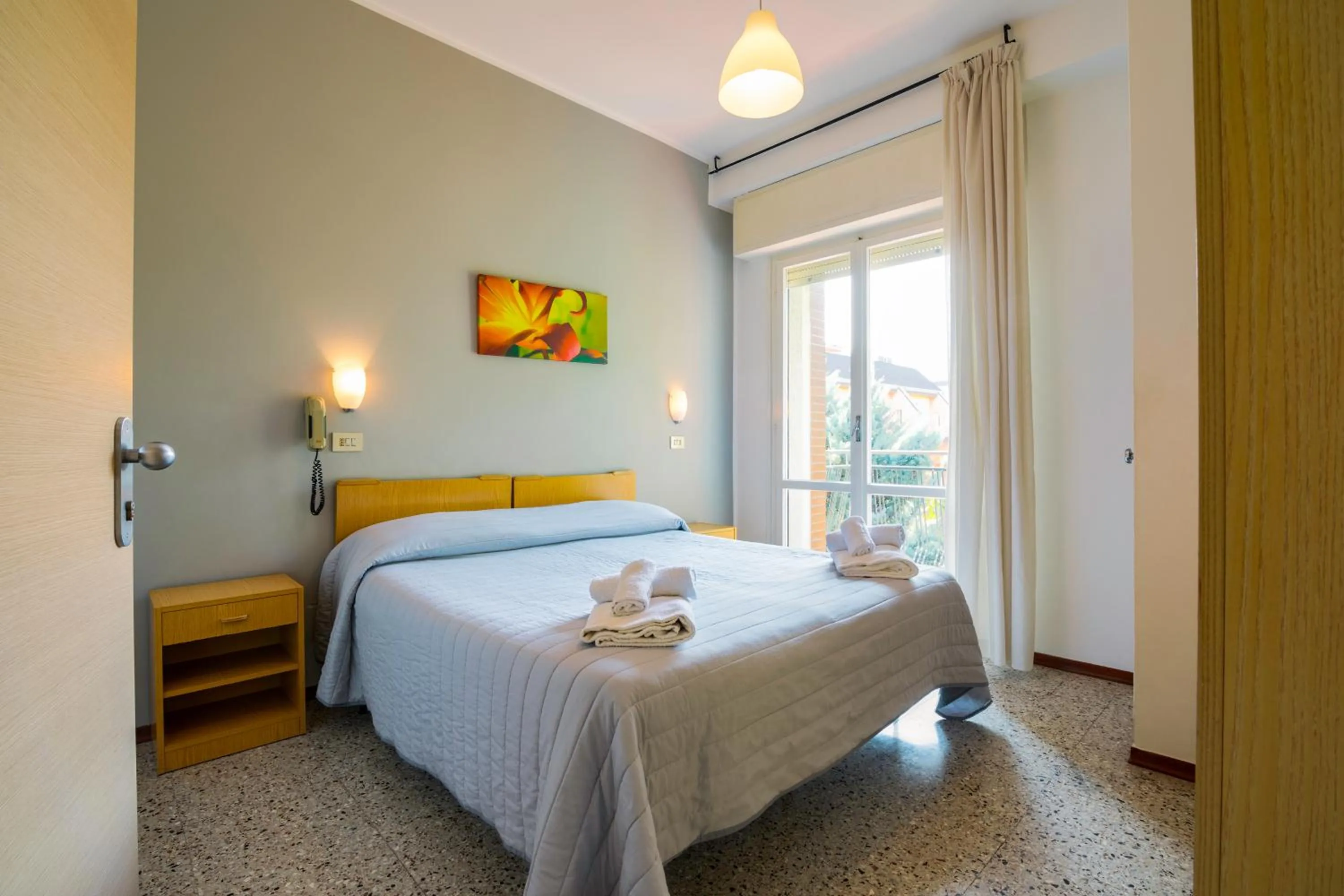 Bed in Hotel Ausonia B&B RiMiNi