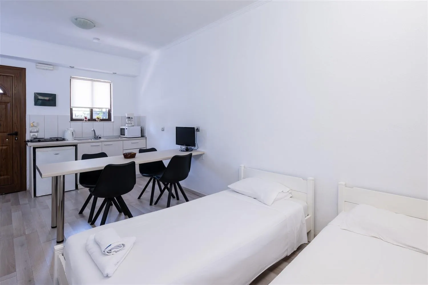 Living room, Bed in Terinikos Sunny Garden Hotel & Junior Suites New Renovation 2025