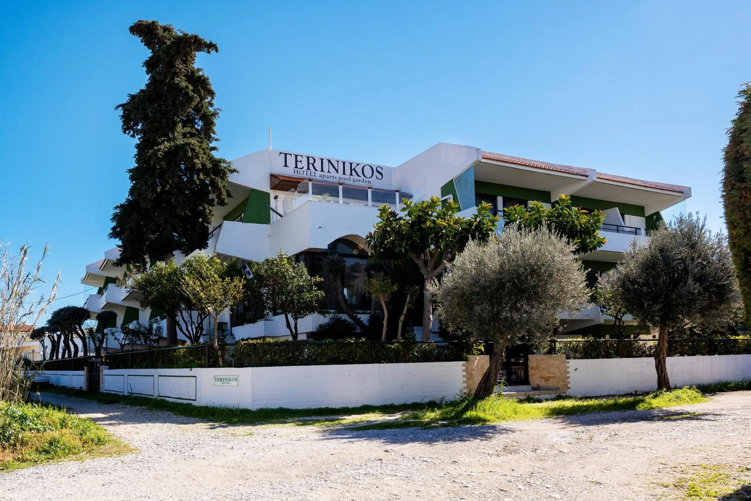 Terinikos Sunny Garden Hotel & Junior Suites New Renovation 2025