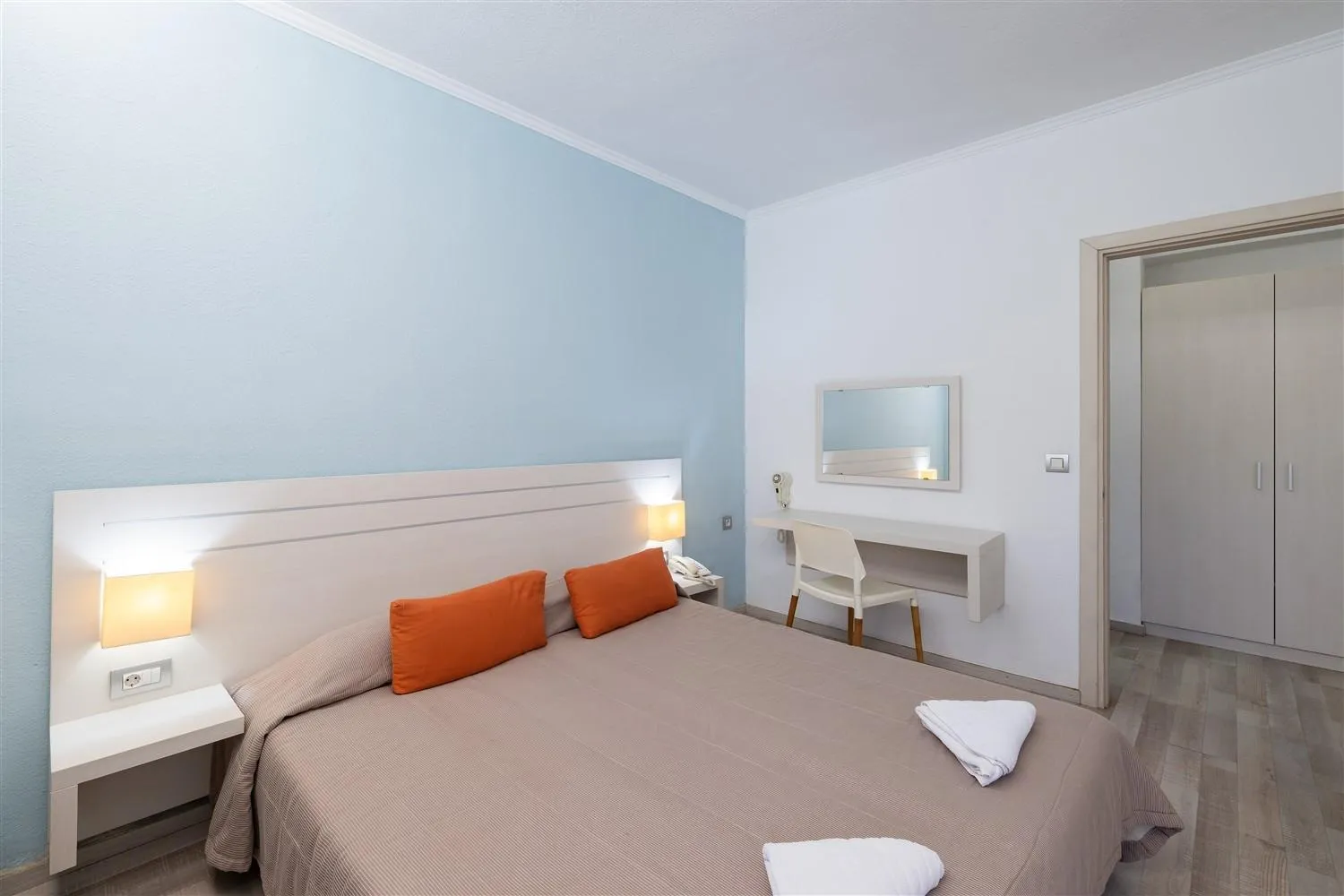 Bedroom, Bed in Terinikos Sunny Garden Hotel & Junior Suites New Renovation 2025