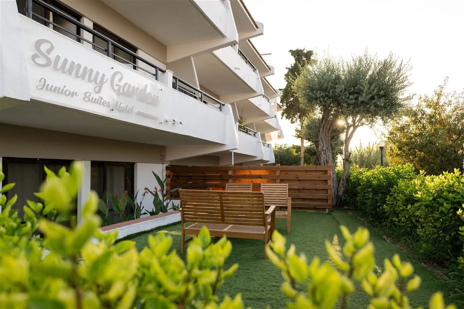 Patio in Terinikos Sunny Garden Hotel & Junior Suites New Renovation 2025