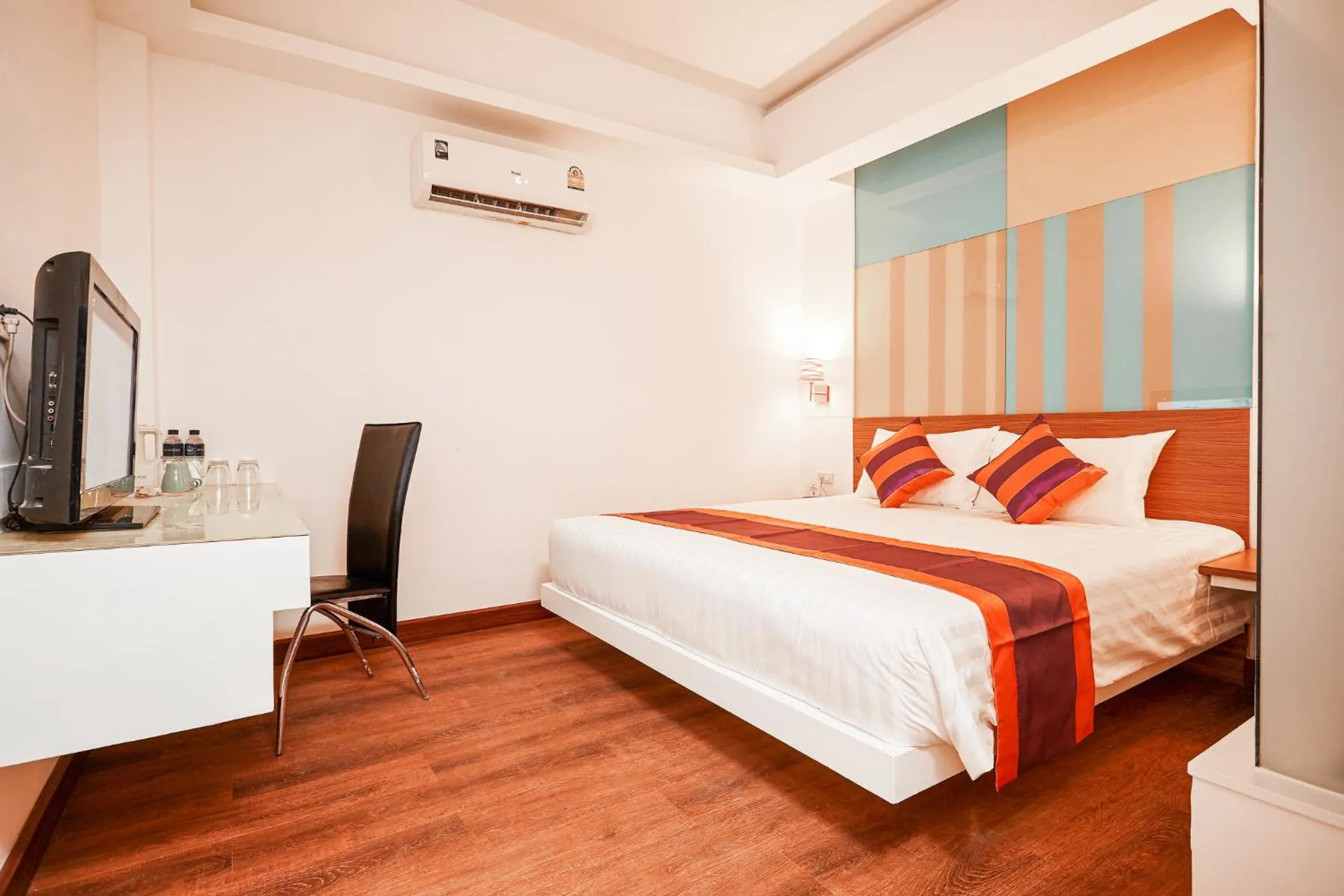 TV and multimedia, Bed in Studio Asoke