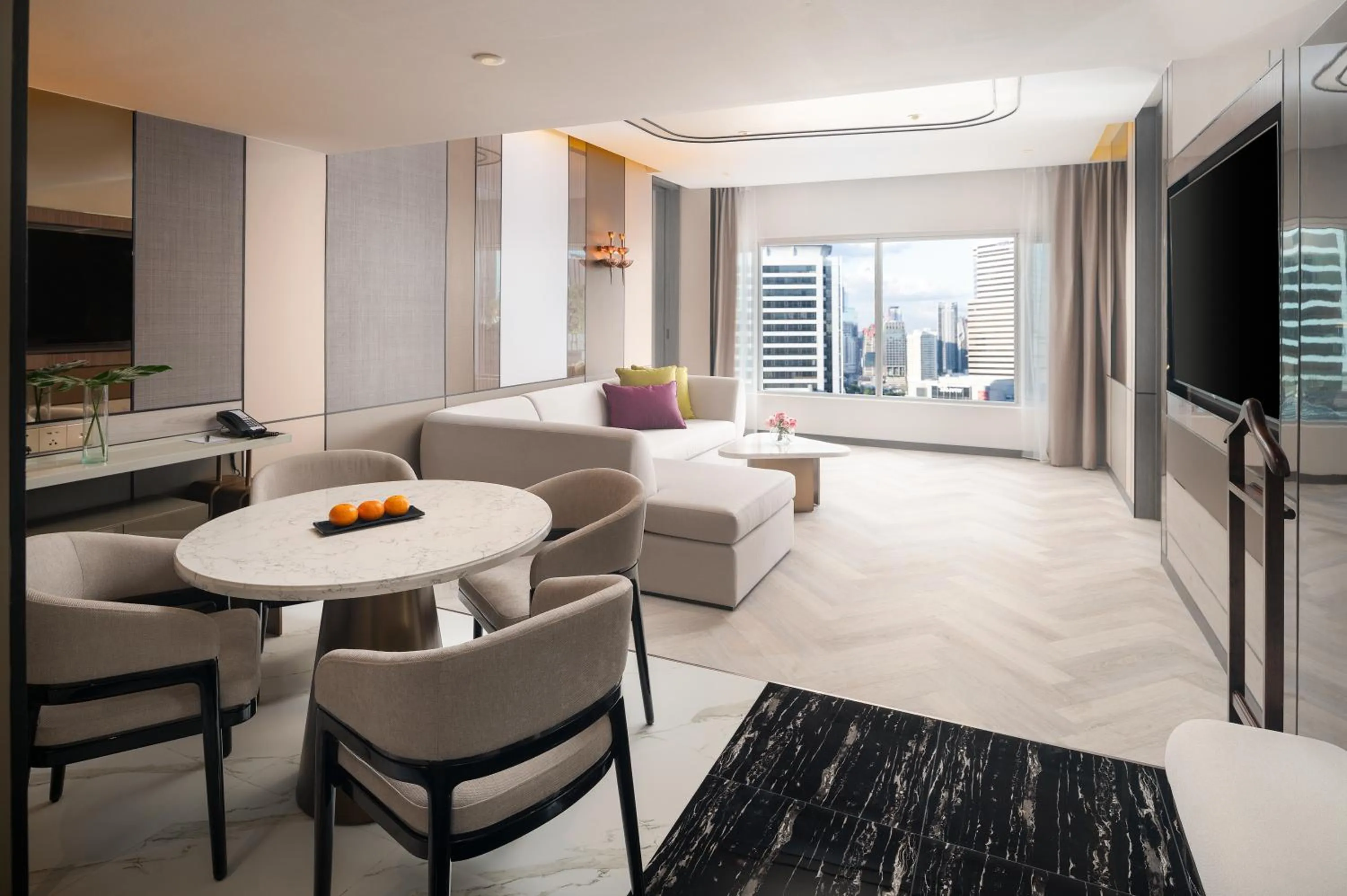 Living room in Pathumwan Princess Hotel