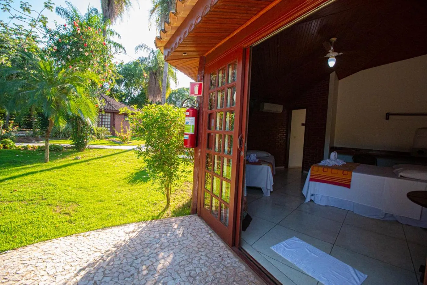 Bedroom, Bed in Hotel Pousada Arizona